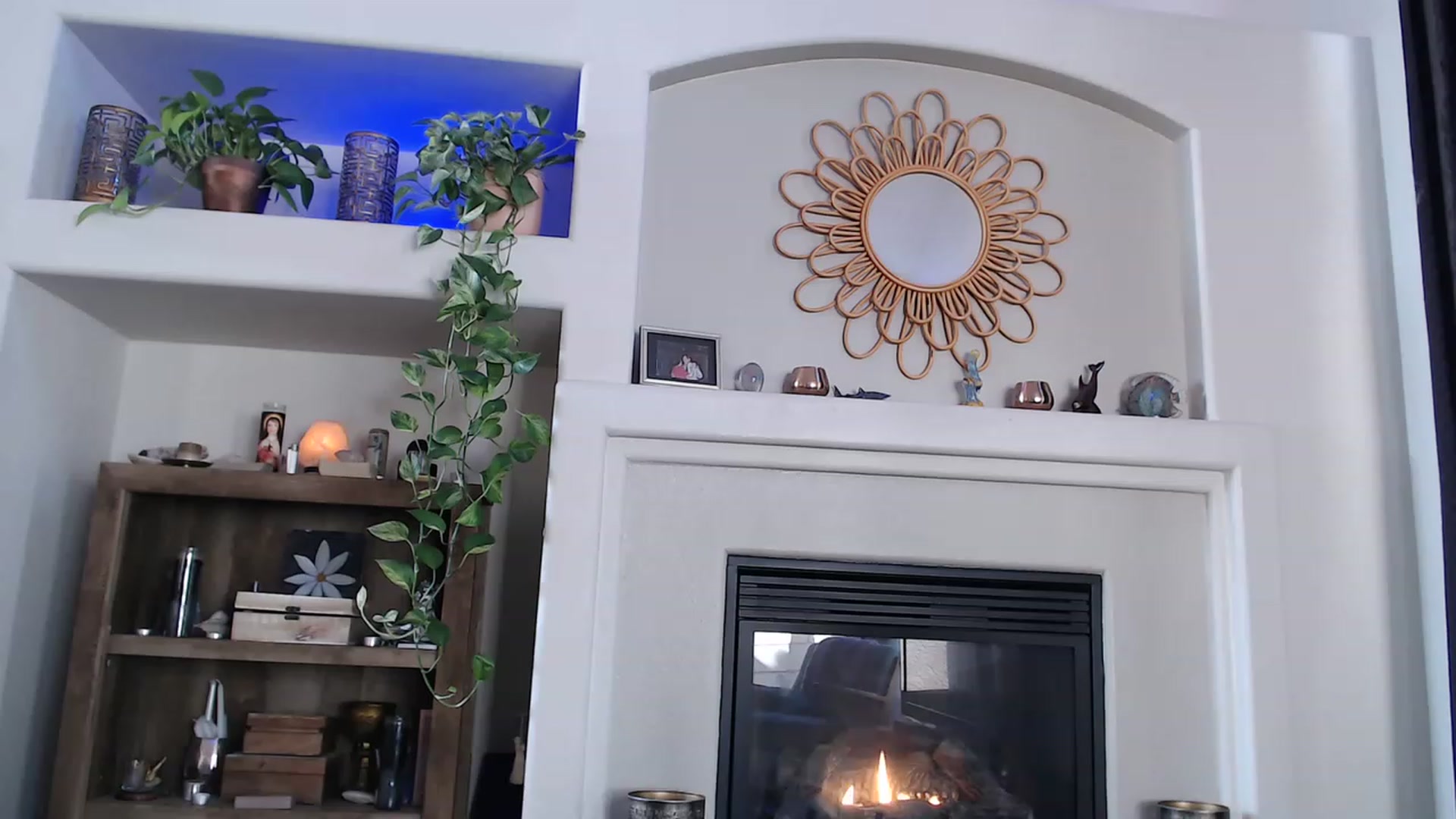 Gallery image thumbnail from VeronicaOMG's myfreecams stream on, 02/05/2023, 20:51 image 18 of 20