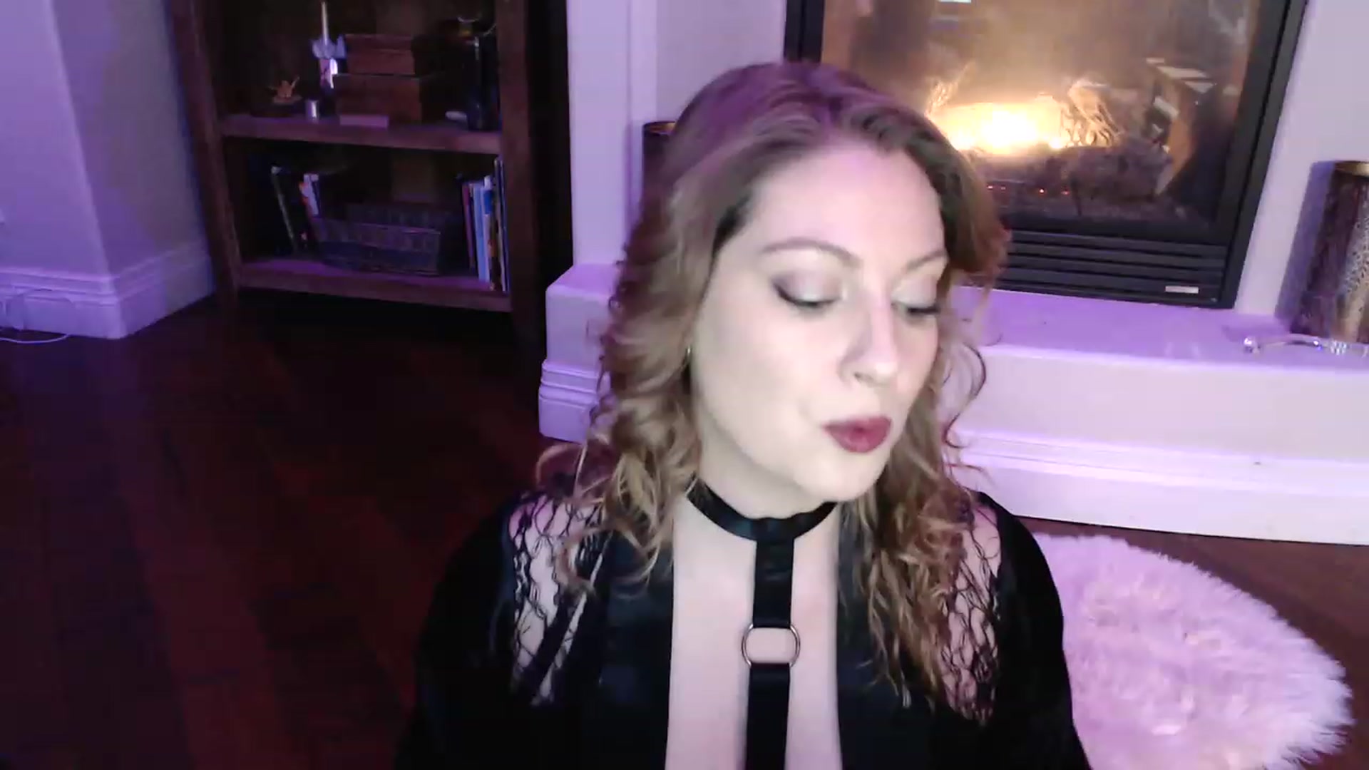 Gallery image thumbnail from VeronicaOMG's myfreecams stream on, 02/17/2023, 03:12 image 3 of 20