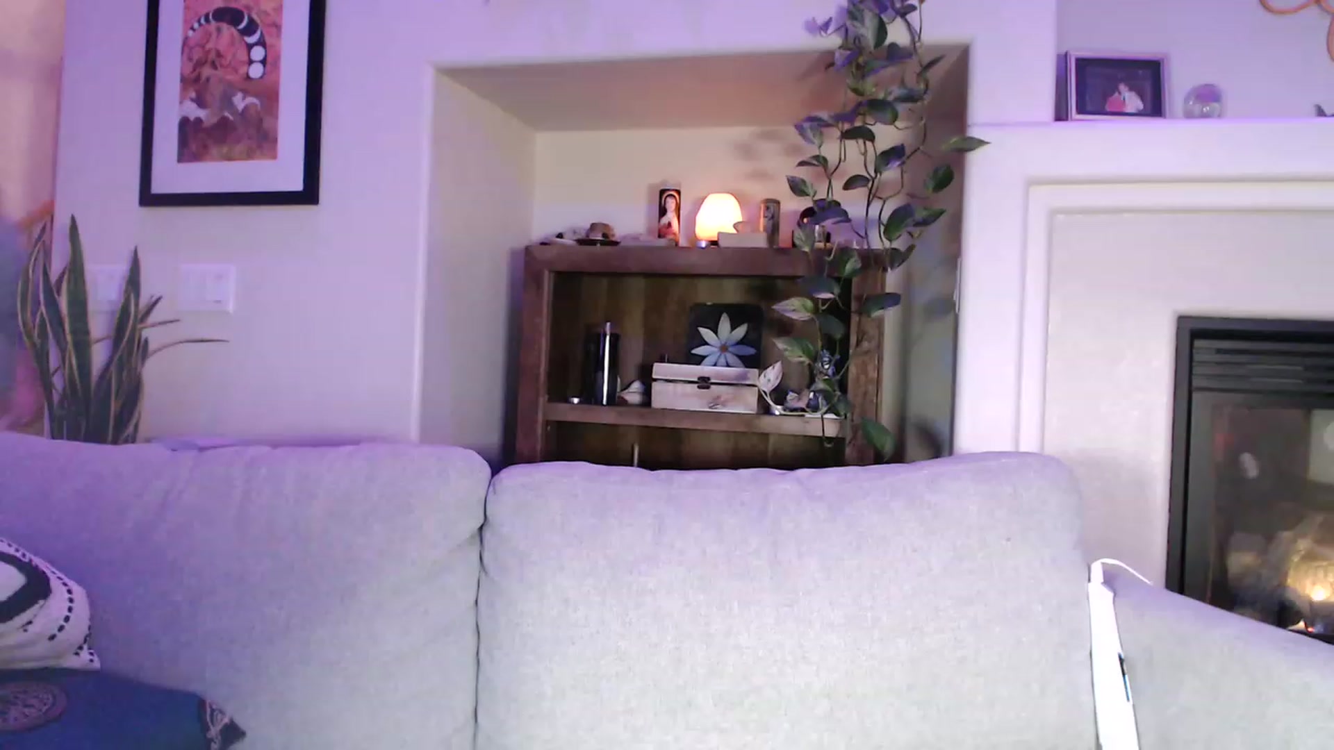 Gallery image thumbnail from VeronicaOMG's myfreecams stream on, 02/21/2023, 03:45 image 12 of 20