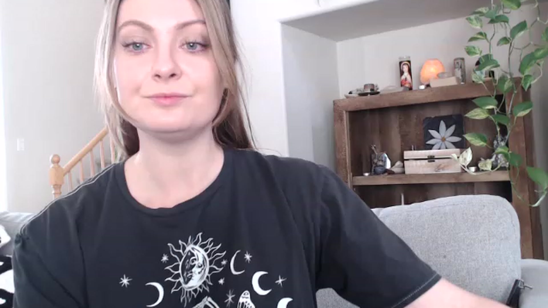 Gallery image thumbnail from VeronicaOMG's myfreecams stream on, 02/23/2023, 19:54 image 1 of 20