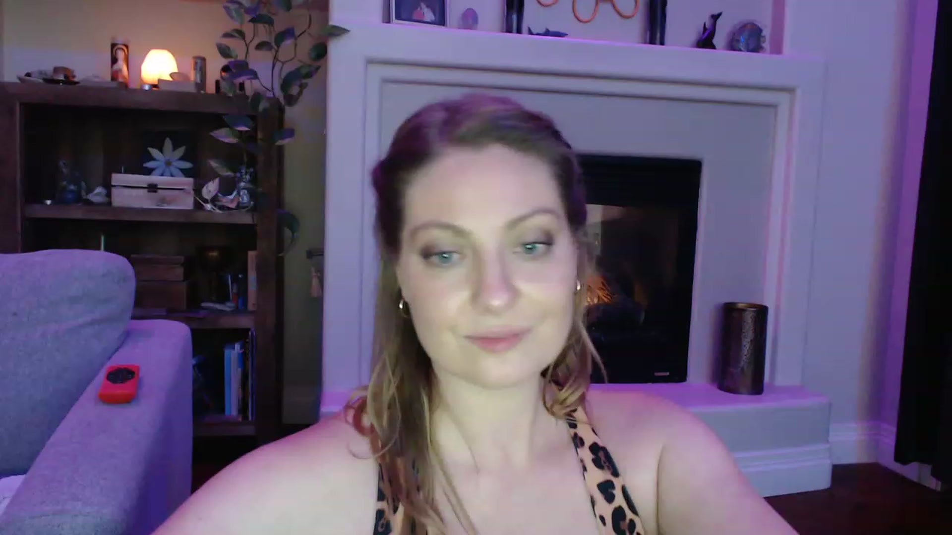 Gallery image thumbnail from VeronicaOMG's myfreecams stream on, 02/24/2023, 07:18 image 2 of 20