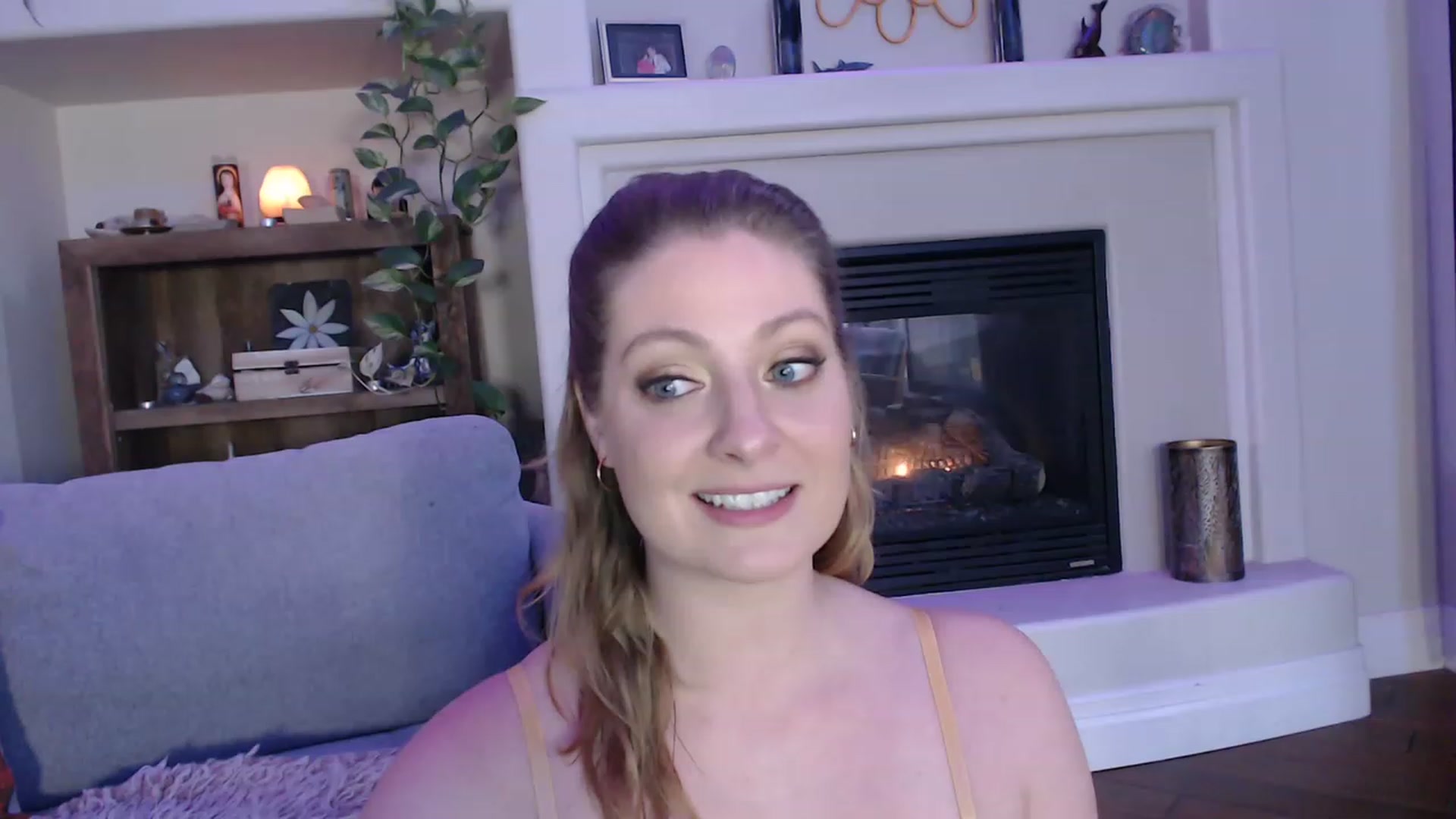 Gallery image thumbnail from VeronicaOMG's myfreecams stream on, 02/26/2023, 24:57 image 11 of 20