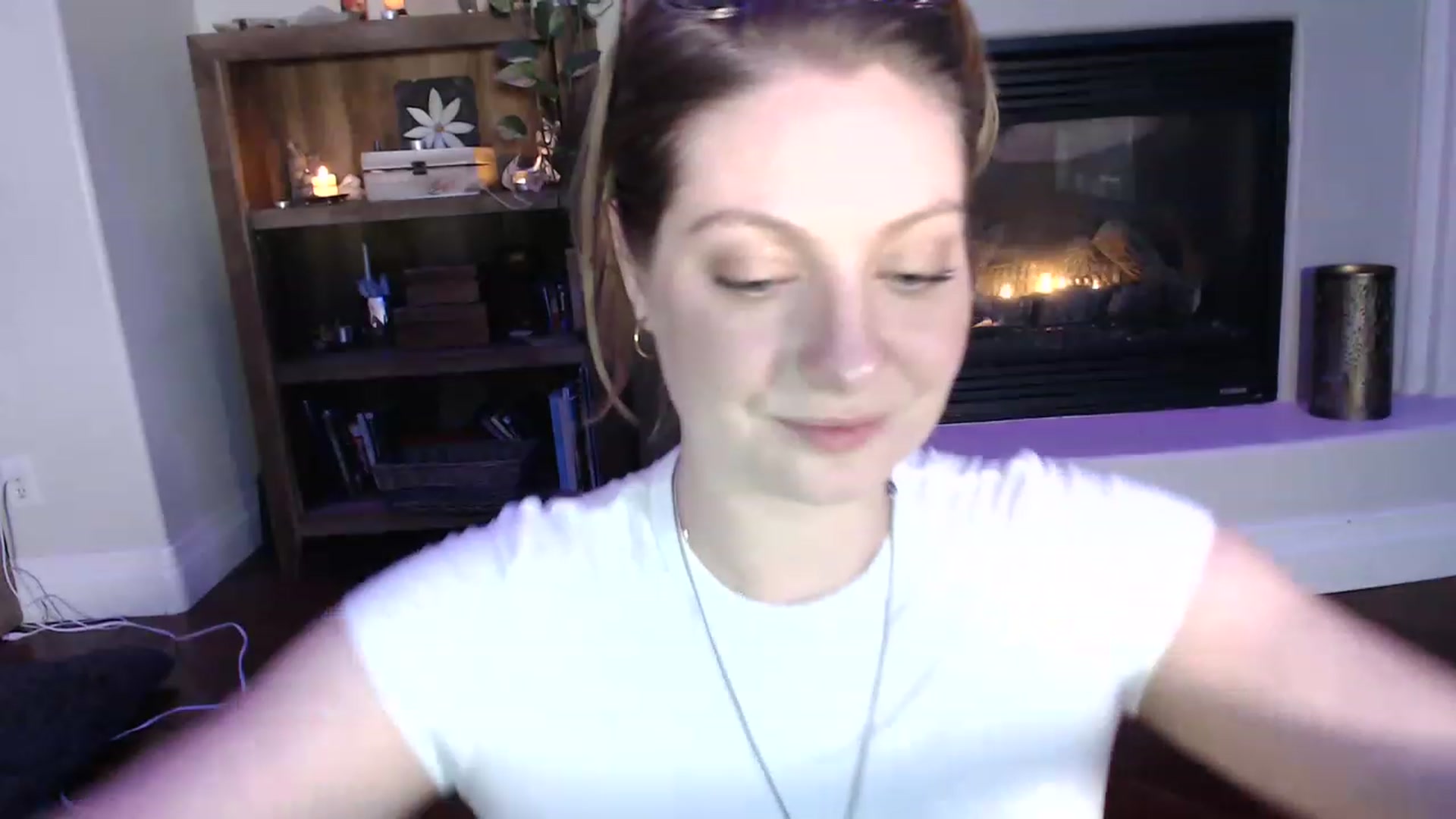 Gallery image thumbnail from VeronicaOMG's myfreecams stream on, 03/01/2023, 06:55 image 16 of 20
