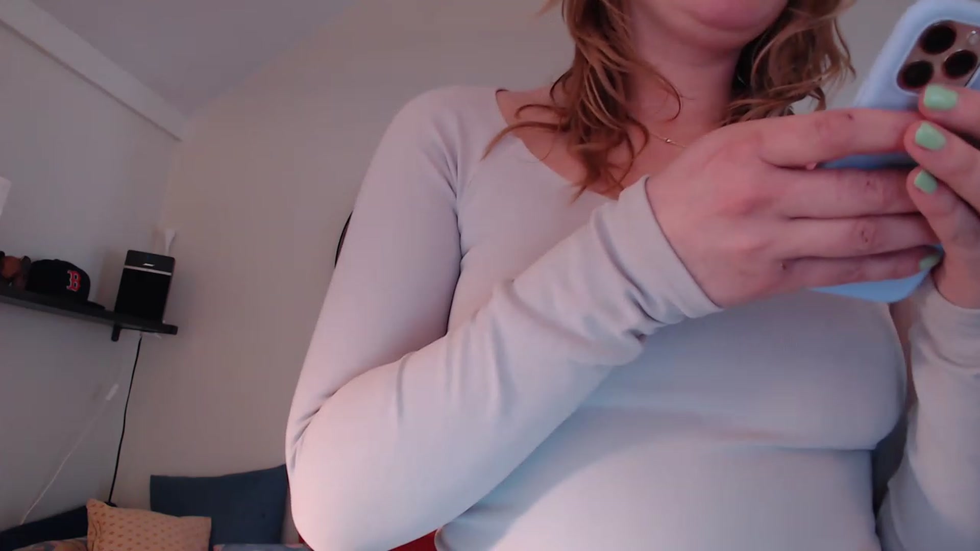 Gallery image thumbnail from VeronicaOMG's myfreecams stream on, 03/11/2023, 20:05 image 19 of 20