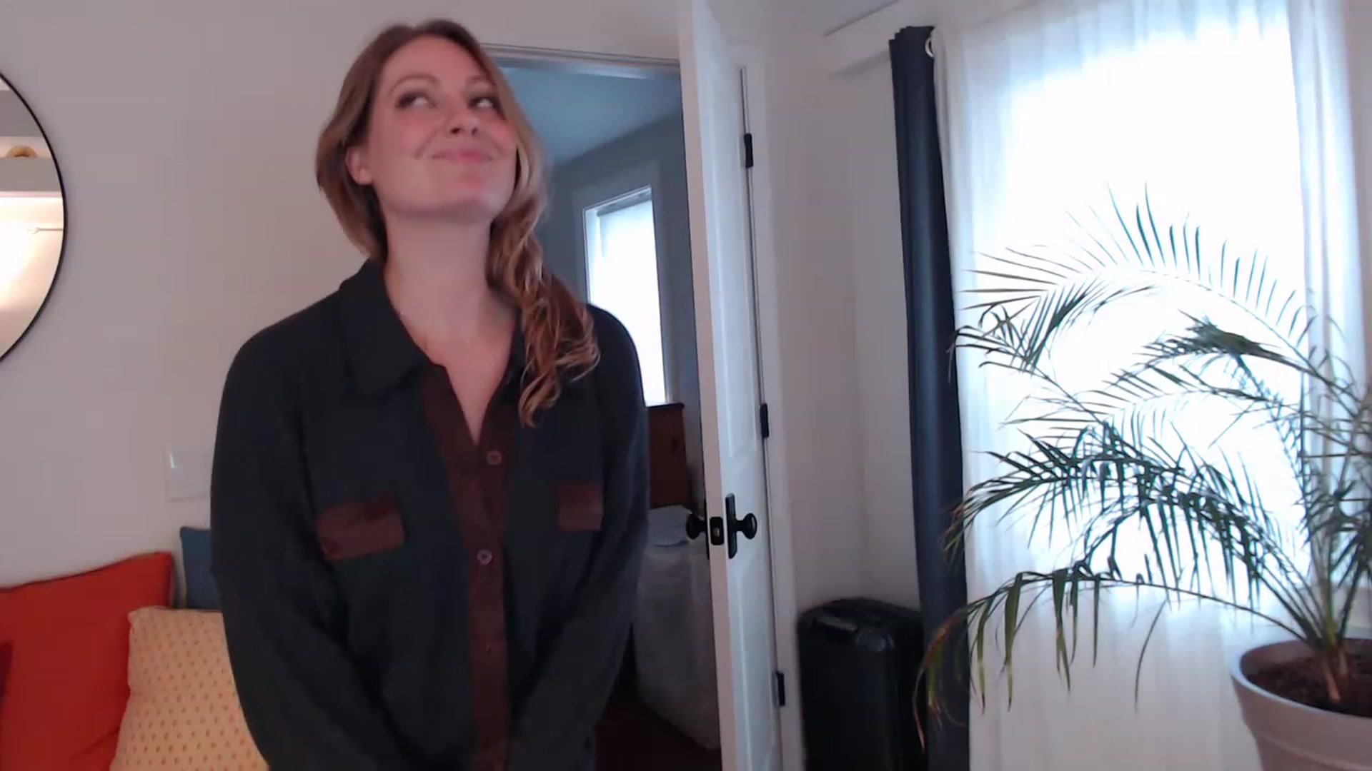 Gallery image thumbnail from VeronicaOMG's myfreecams stream on, 03/13/2023, 19:40 image 6 of 20