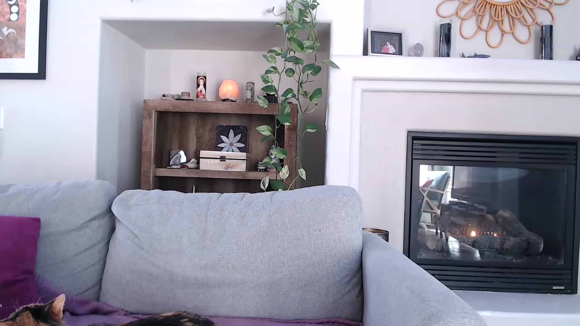 Gallery image thumbnail from VeronicaOMG's myfreecams stream on, 03/27/2023, 19:00 image 3 of 20