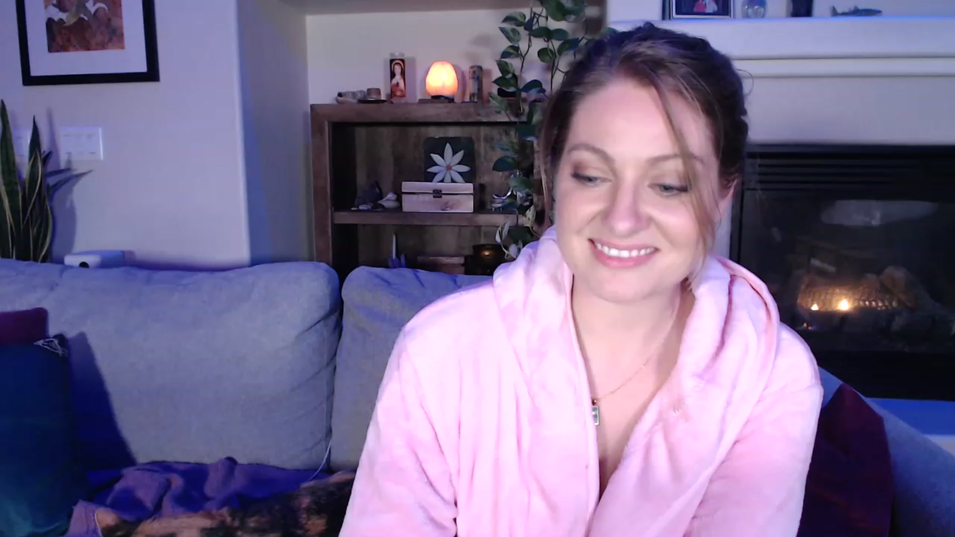 Gallery image thumbnail from VeronicaOMG's myfreecams stream on, 03/29/2023, 02:36 image 16 of 20