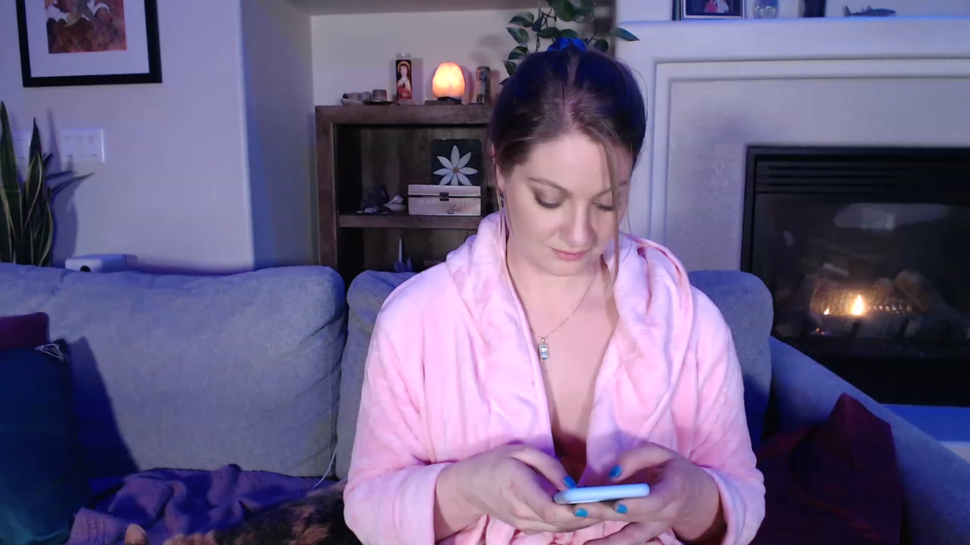 Gallery image thumbnail from VeronicaOMG's myfreecams stream on, 03/29/2023, 02:36 image 15 of 20