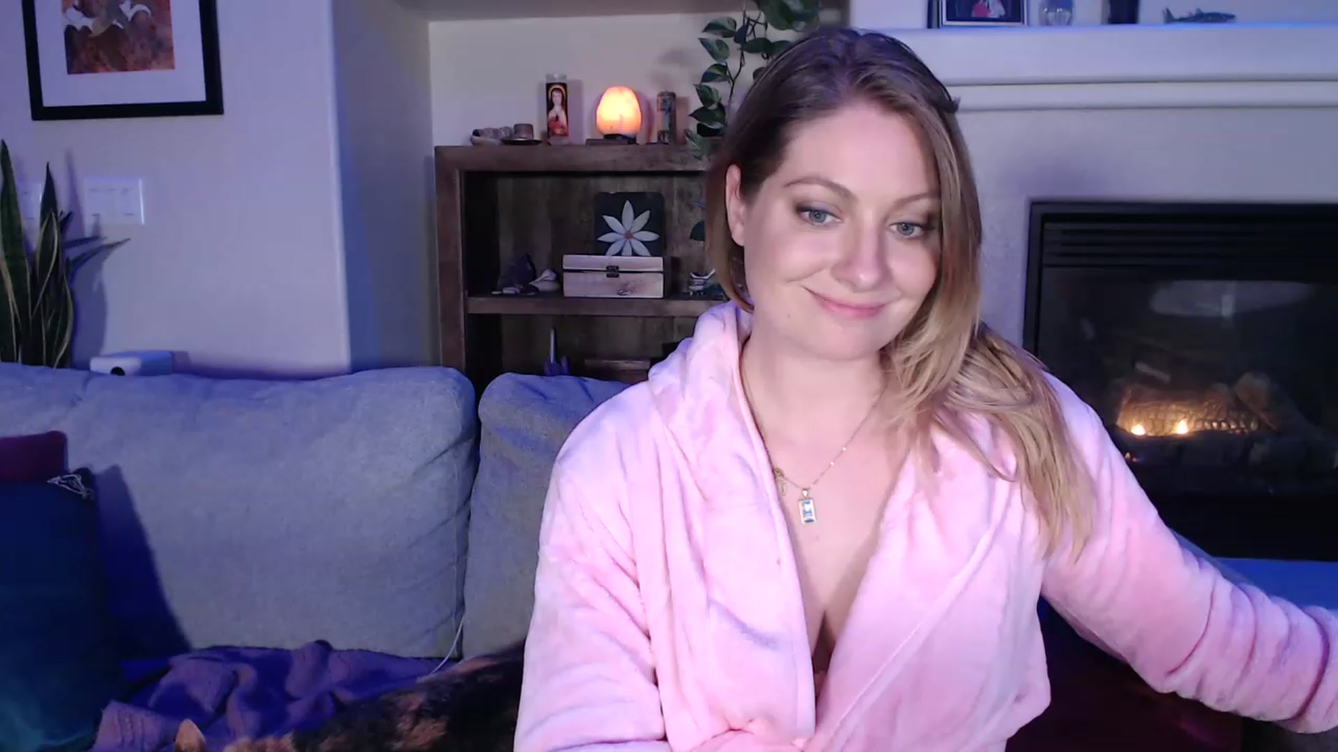 Gallery image thumbnail from VeronicaOMG's myfreecams stream on, 03/29/2023, 02:36 image 11 of 20