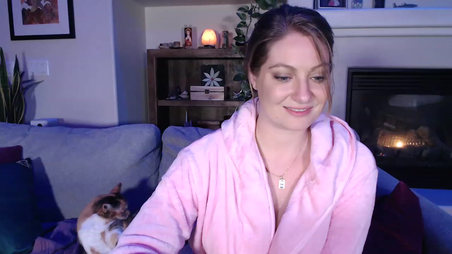Gallery image thumbnail from VeronicaOMG's myfreecams stream on, 03/29/2023, 02:36 image 20 of 20