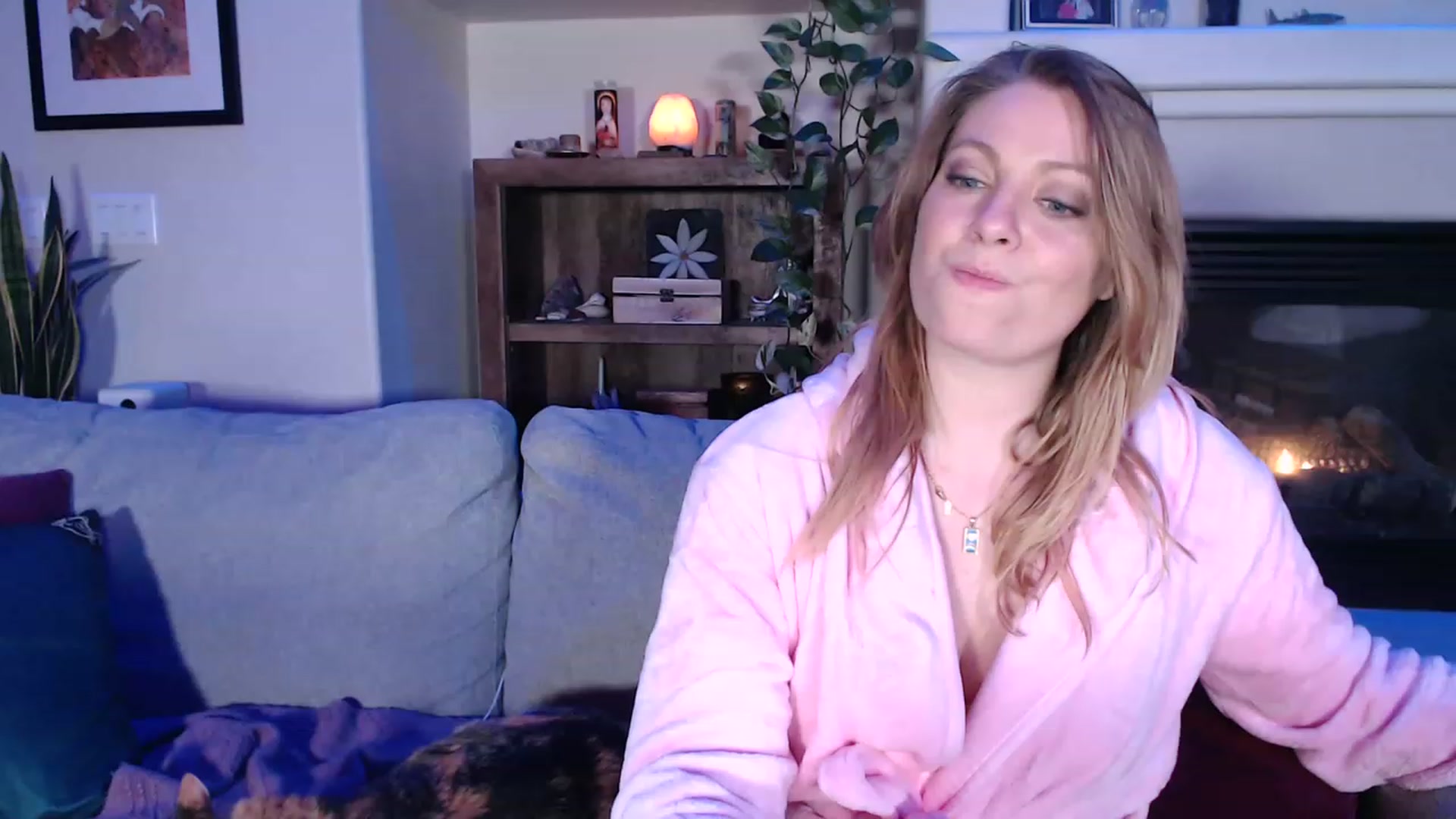 Gallery image thumbnail from VeronicaOMG's myfreecams stream on, 03/29/2023, 02:36 image 7 of 20