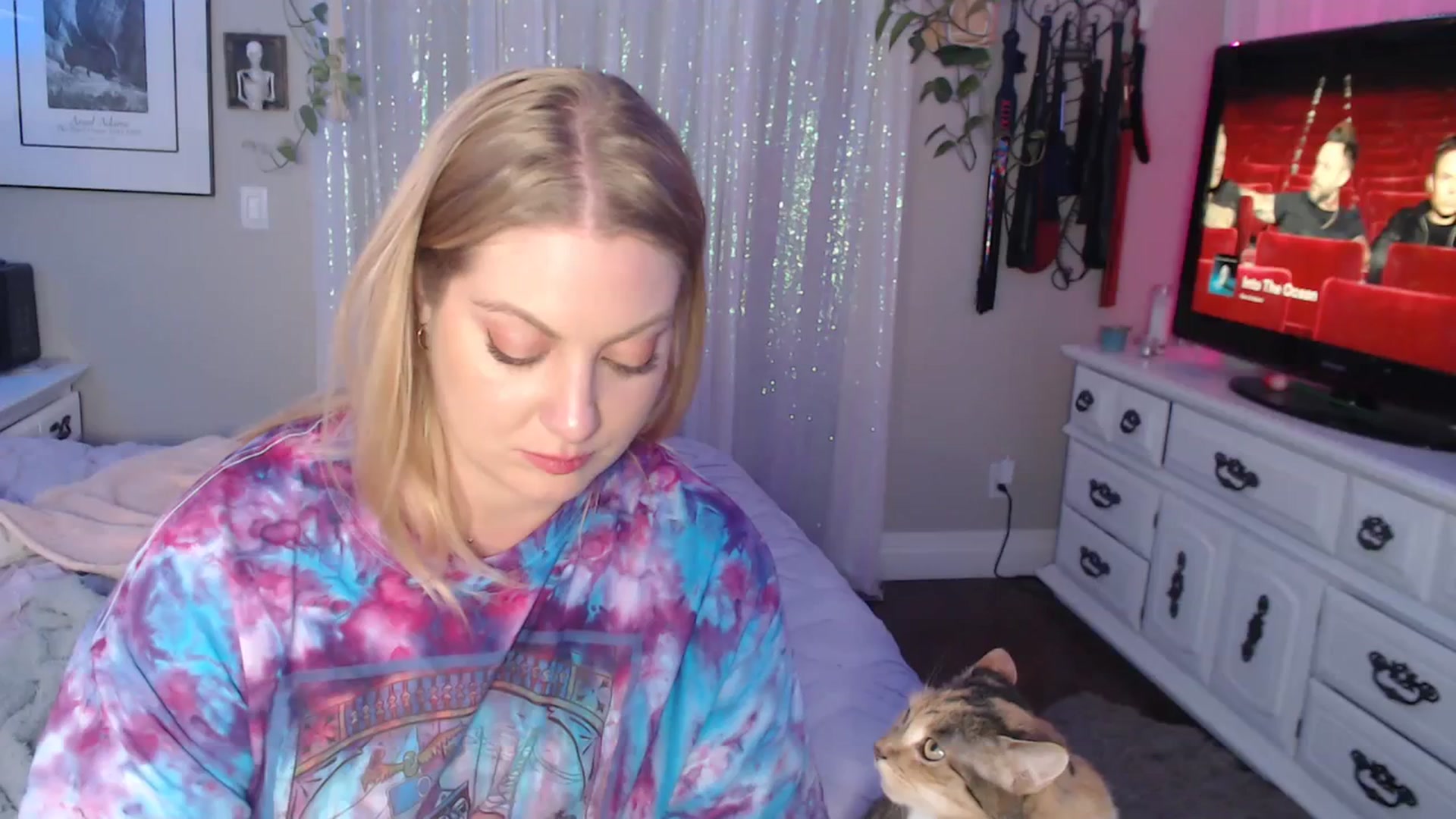 Gallery image thumbnail from VeronicaOMG's myfreecams stream on, 11/29/2023, 04:10 image 7 of 20