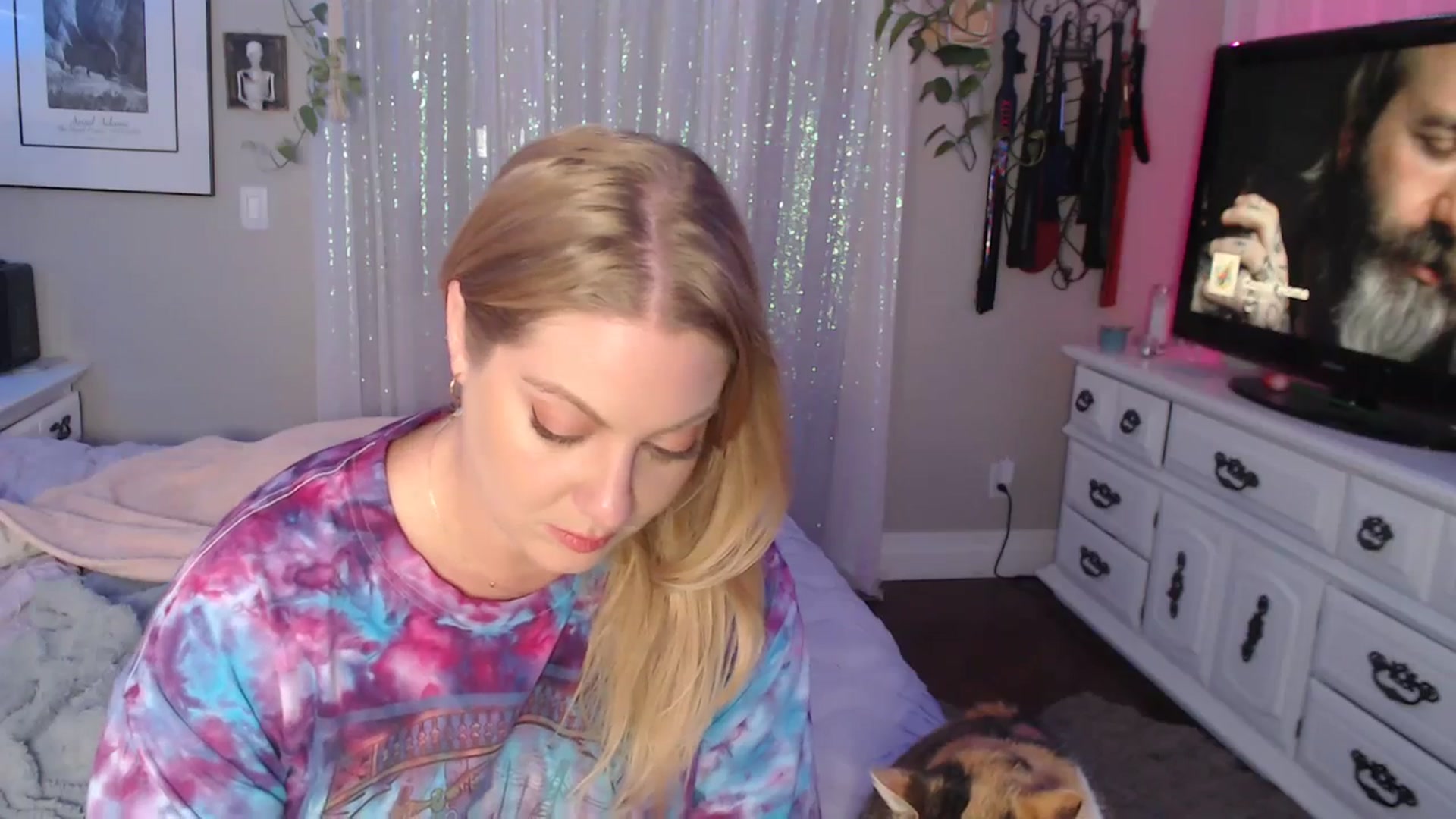 Gallery image thumbnail from VeronicaOMG's myfreecams stream on, 11/29/2023, 04:10 image 2 of 20