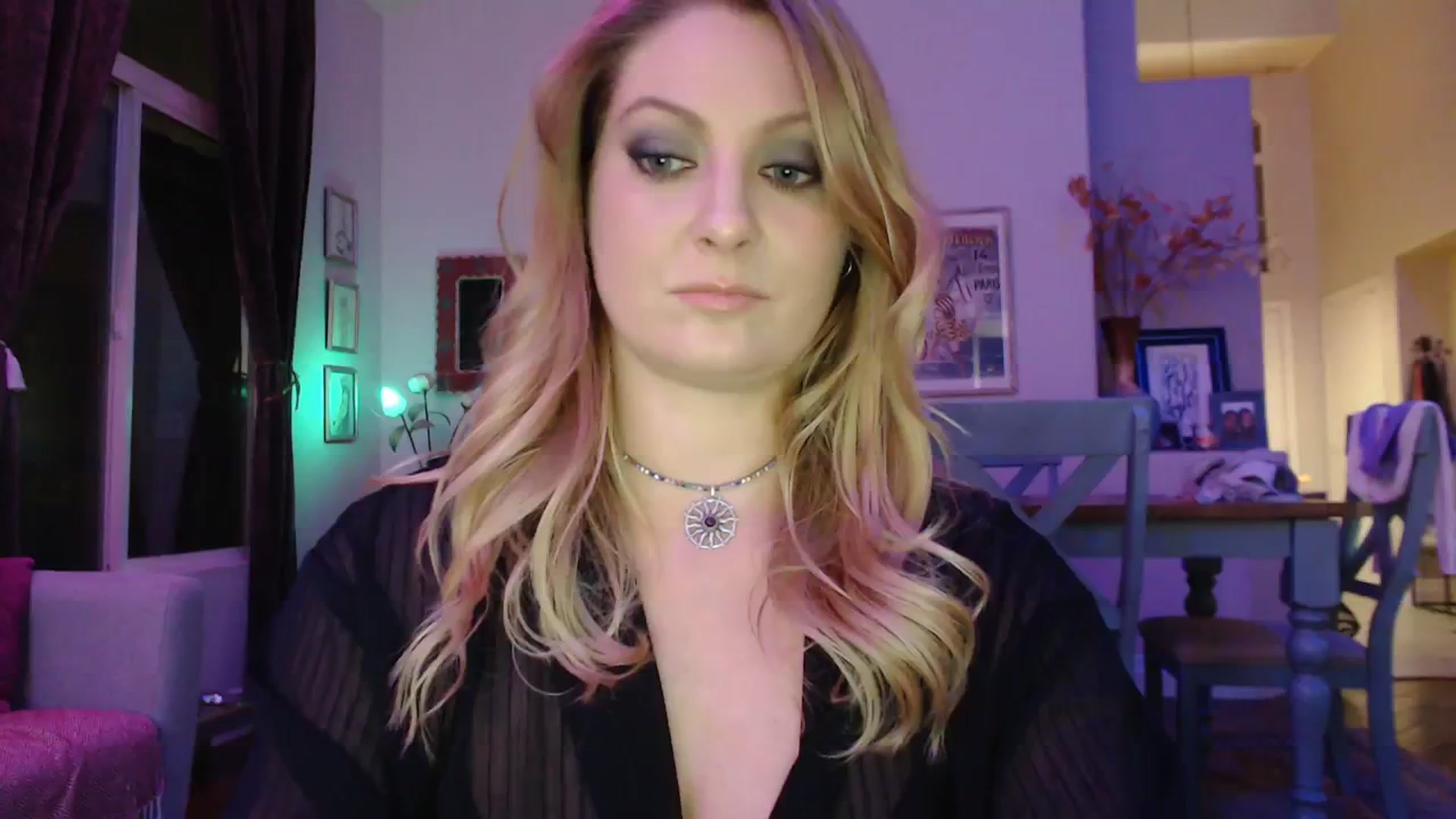Gallery image thumbnail from VeronicaOMG's myfreecams stream on, 01/22/2024, 05:06 image 19 of 20