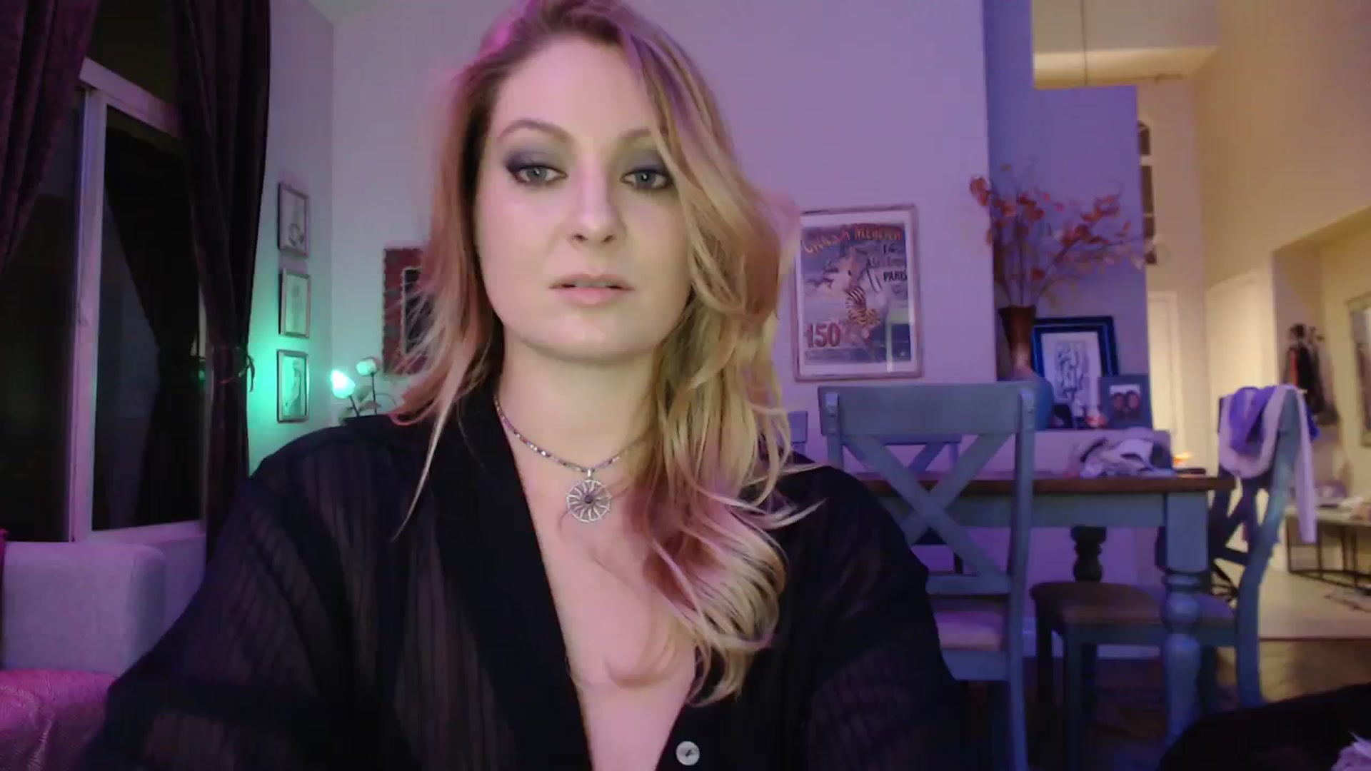Gallery image thumbnail from VeronicaOMG's myfreecams stream on, 01/22/2024, 05:06 image 13 of 20