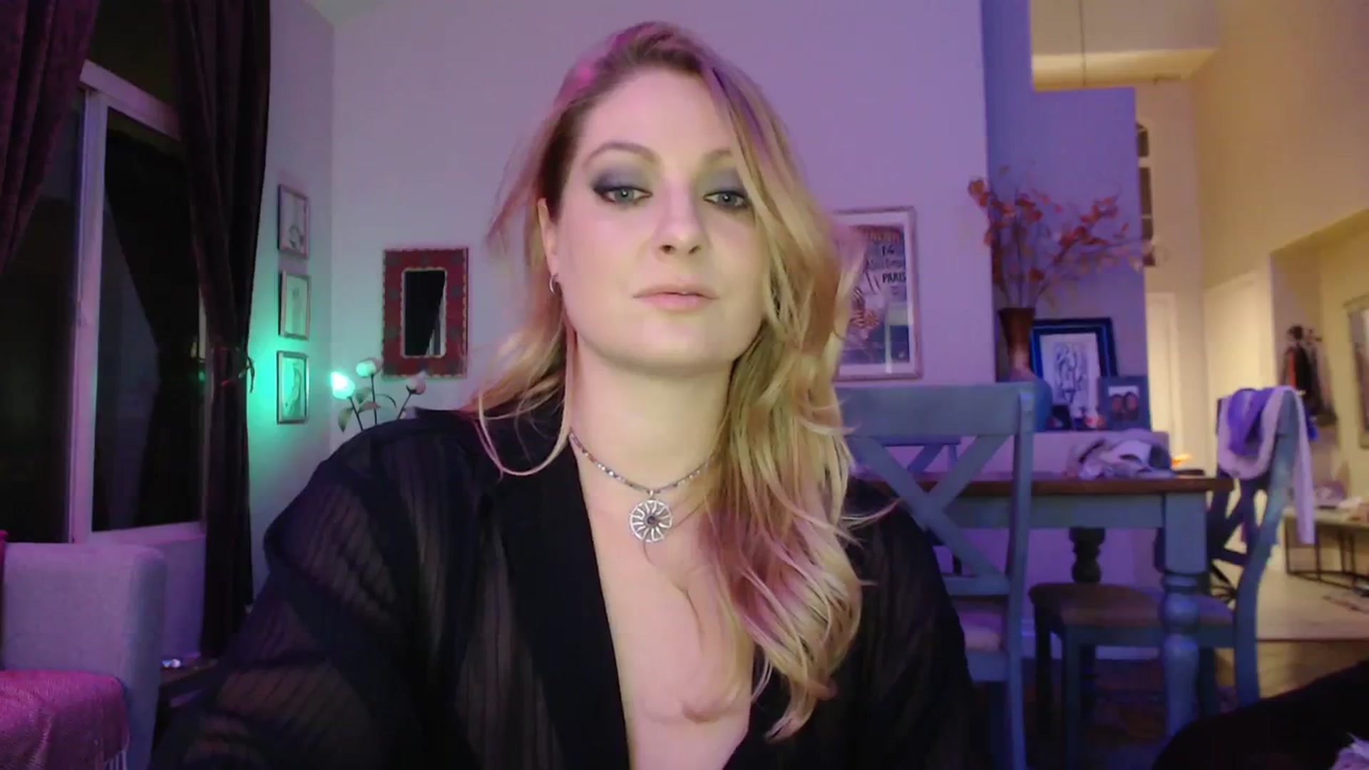 Gallery image thumbnail from VeronicaOMG's myfreecams stream on, 01/22/2024, 05:06 image 14 of 20