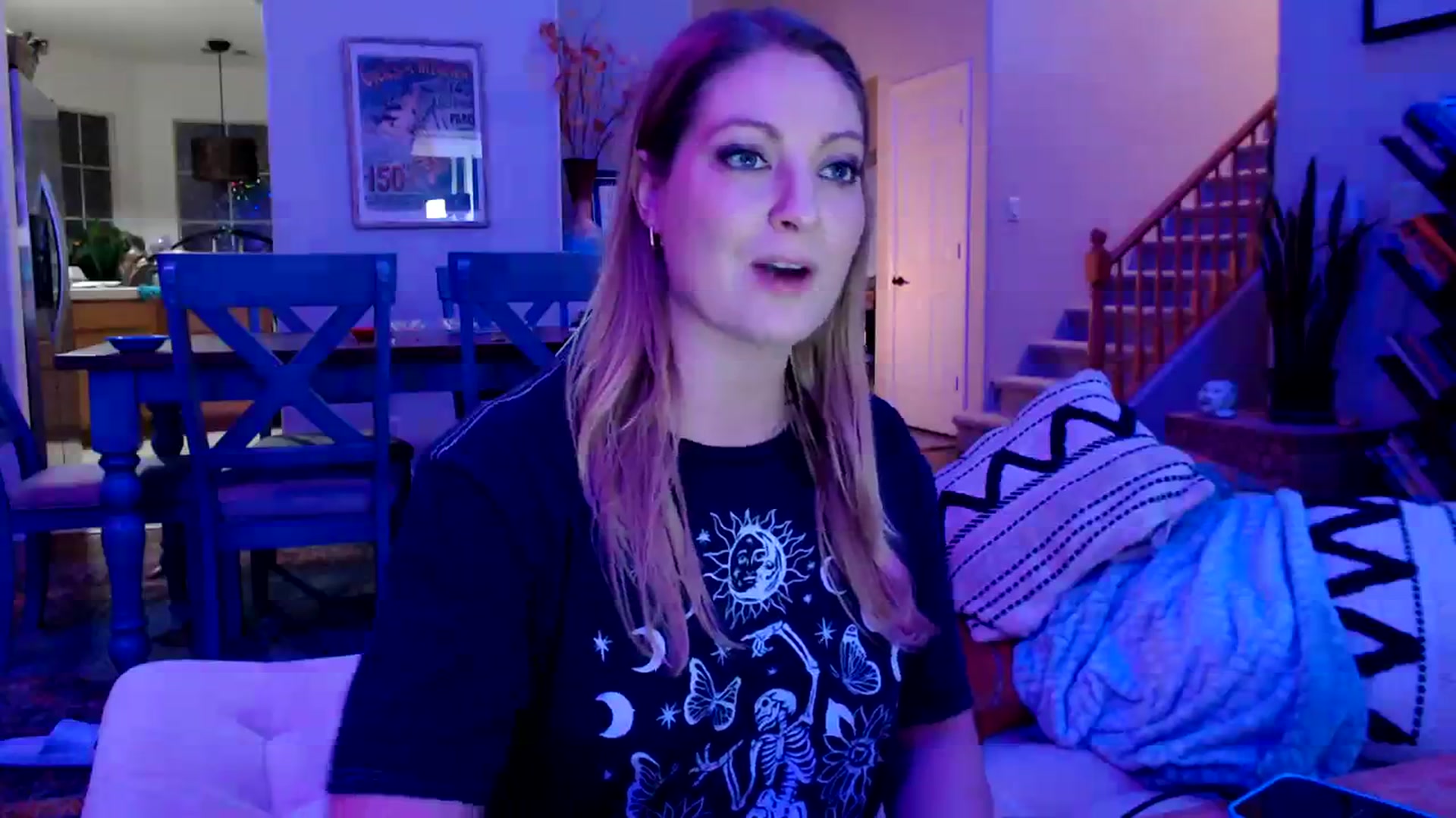 Gallery image thumbnail from VeronicaOMG's myfreecams stream on, 02/07/2024, 03:56 image 10 of 20