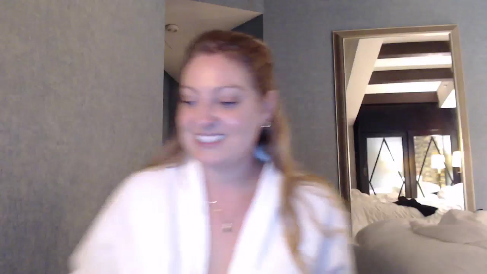 Gallery image thumbnail from VeronicaOMG's myfreecams stream on, 02/14/2024, 21:47 image 18 of 20