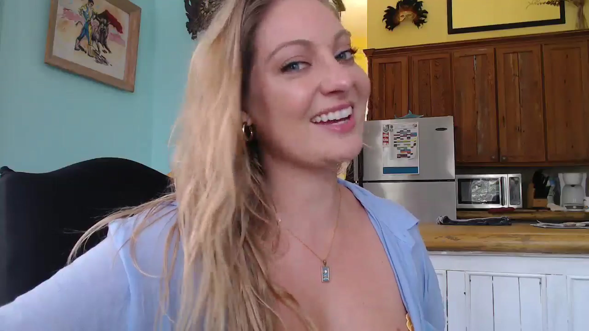 Gallery image thumbnail from VeronicaOMG's myfreecams stream on, 06/25/2024, 15:37 image 19 of 20