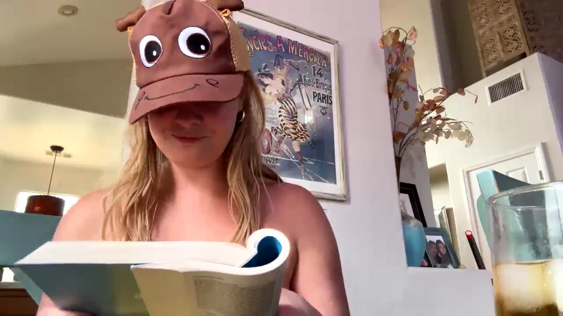 Gallery image thumbnail from VeronicaOMG's myfreecams stream on, 07/14/2024, 19:43 image 17 of 20