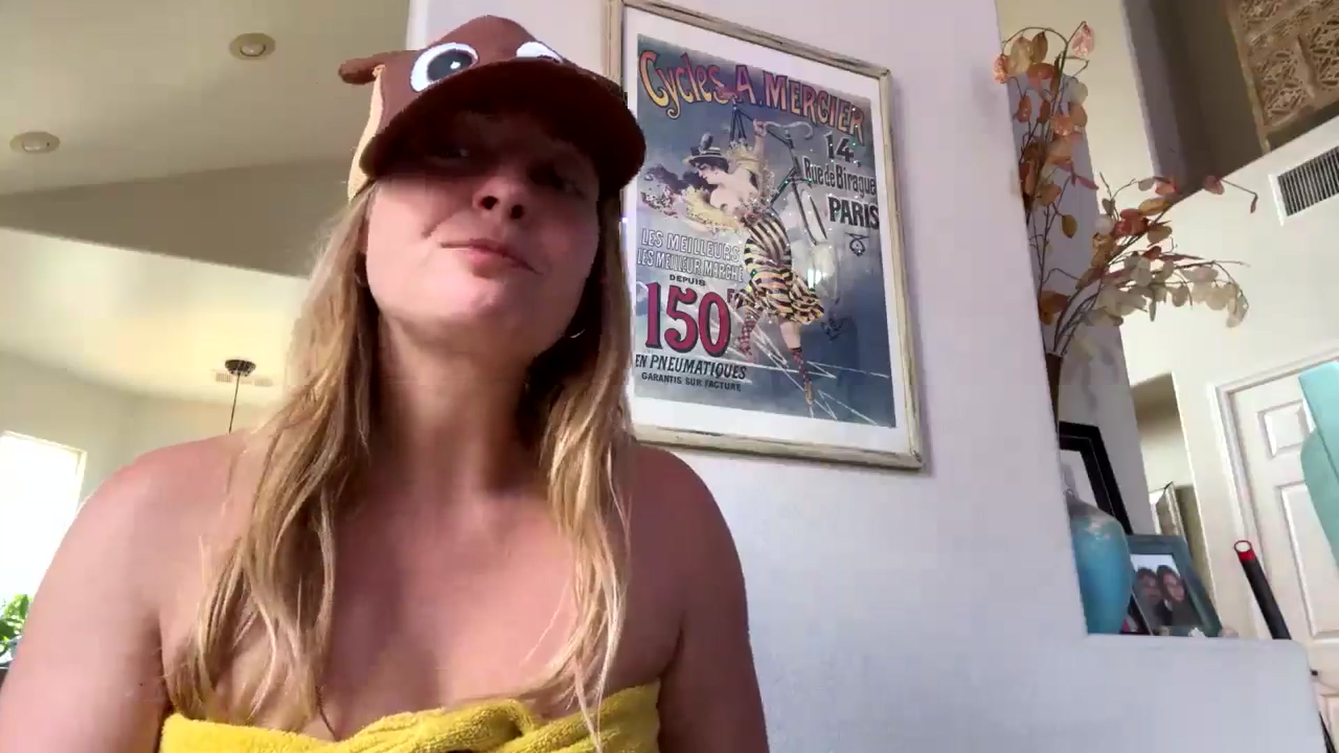 Gallery image thumbnail from VeronicaOMG's myfreecams stream on, 07/14/2024, 19:43 image 10 of 20
