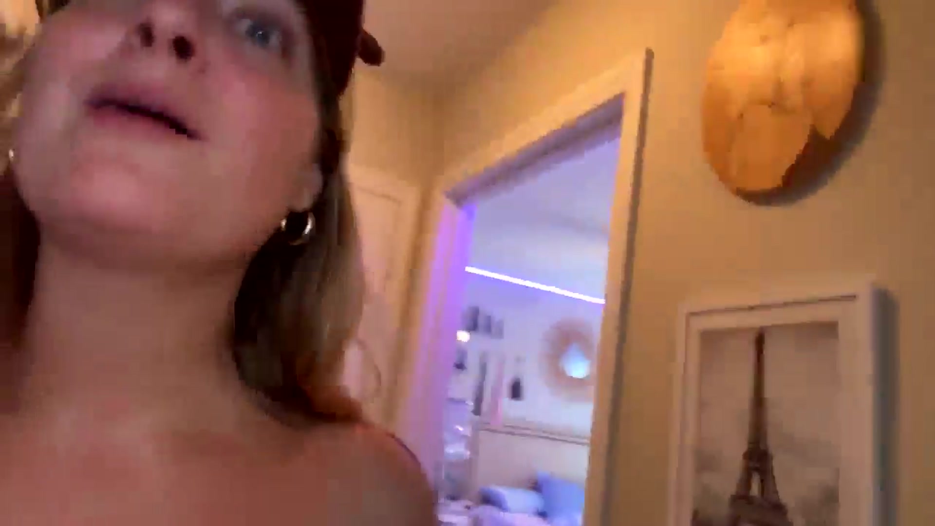 Gallery image thumbnail from VeronicaOMG's myfreecams stream on, 07/14/2024, 19:43 image 5 of 20
