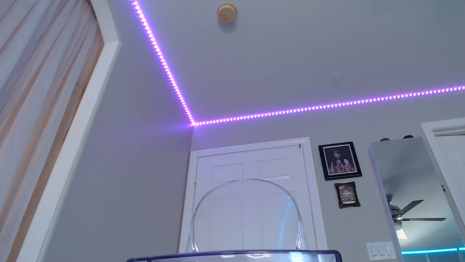 Gallery image thumbnail from VeronicaOMG's myfreecams stream on, 08/14/2024, 01:00 image 5 of 20