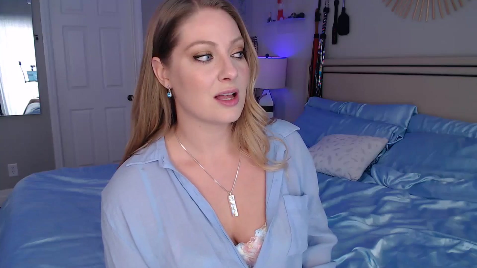 Gallery image thumbnail from VeronicaOMG's myfreecams stream on, 08/21/2024, 20:44 image 12 of 20