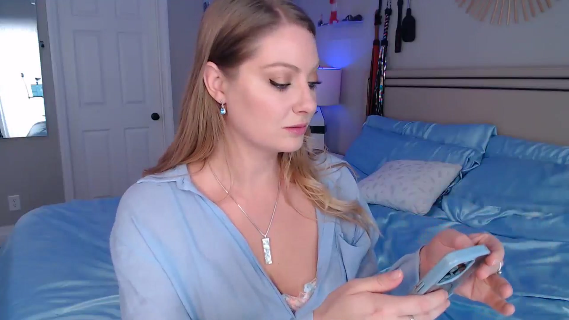 Gallery image thumbnail from VeronicaOMG's myfreecams stream on, 08/21/2024, 20:44 image 19 of 20