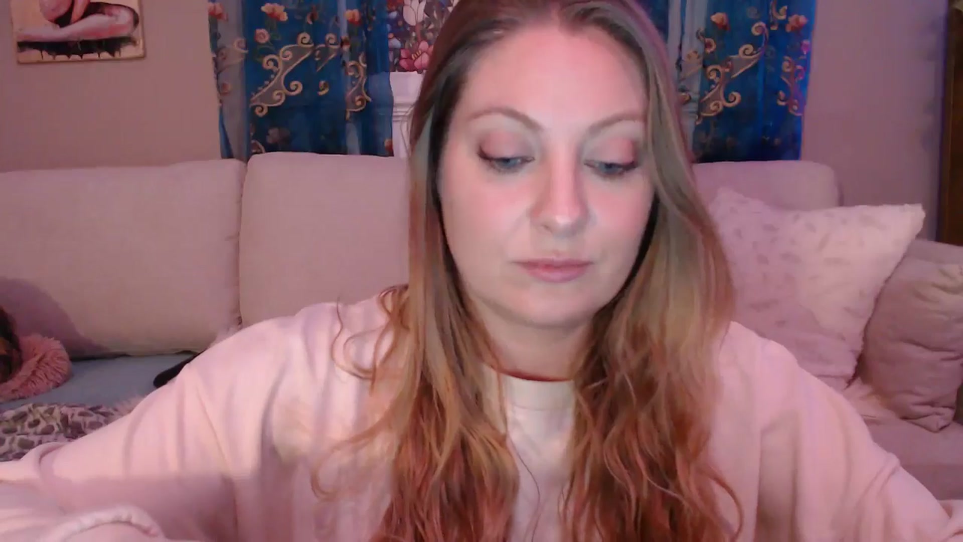 Gallery image thumbnail from VeronicaOMG's myfreecams stream on, 01/09/2025, 01:45 image 20 of 20