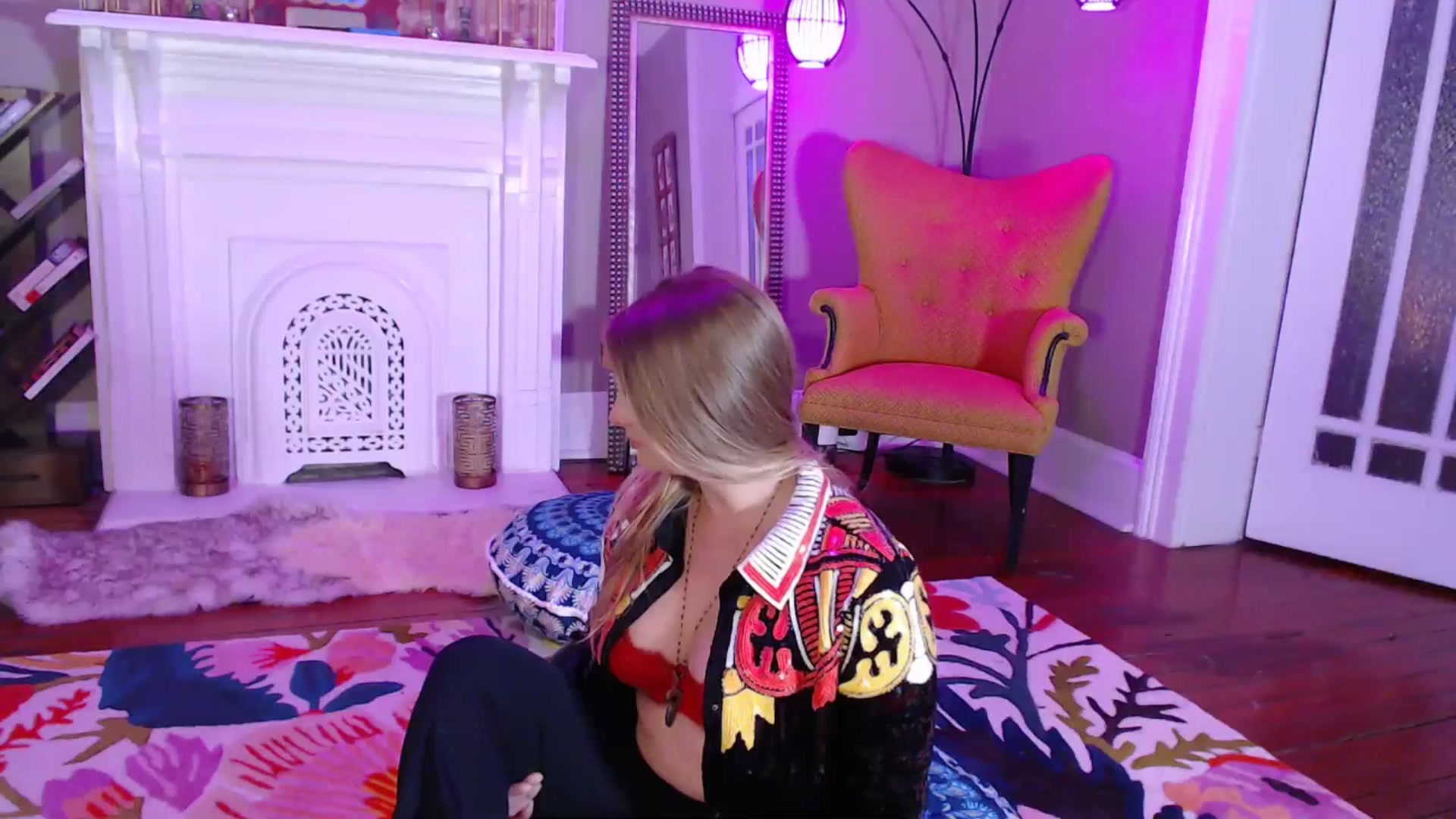Gallery image thumbnail from VeronicaOMG's myfreecams stream on, 01/14/2025, 23:29 image 9 of 20