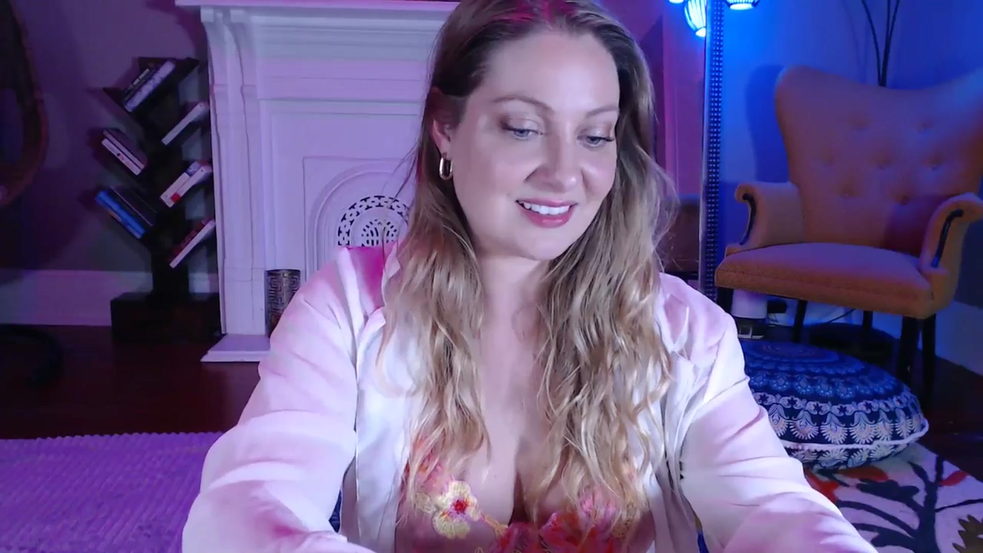 Gallery image thumbnail from VeronicaOMG's myfreecams stream on, 01/17/2025, 02:17 image 18 of 20
