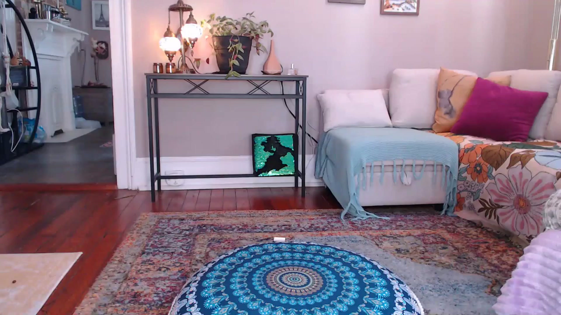 Gallery image thumbnail from VeronicaOMG's myfreecams stream on, 02/01/2025, 21:50 image 12 of 20
