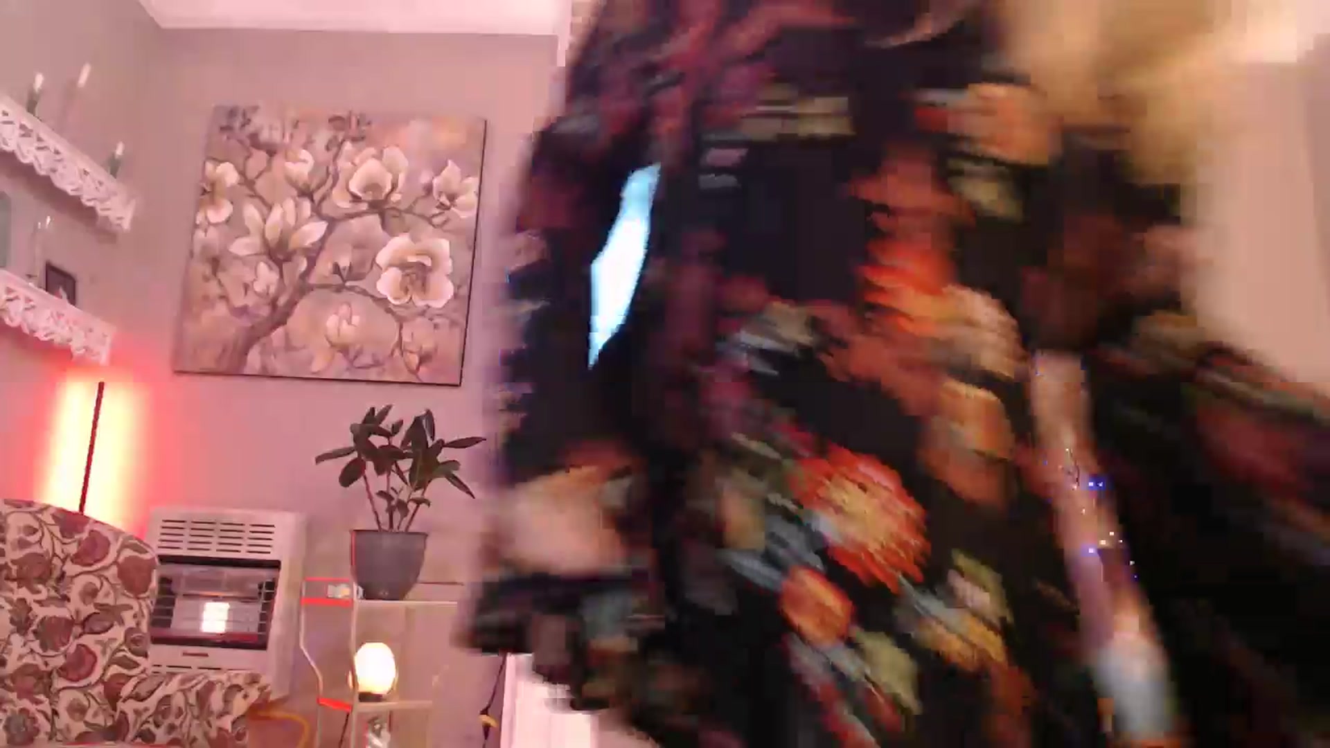 Gallery image thumbnail from VeronicaOMG's myfreecams stream on, 02/25/2025, 24:07 image 12 of 20