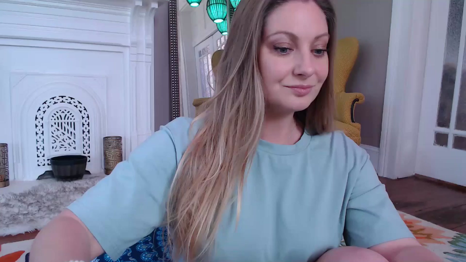Gallery image thumbnail from VeronicaOMG's myfreecams stream on, 03/17/2025, 15:45 image 9 of 20
