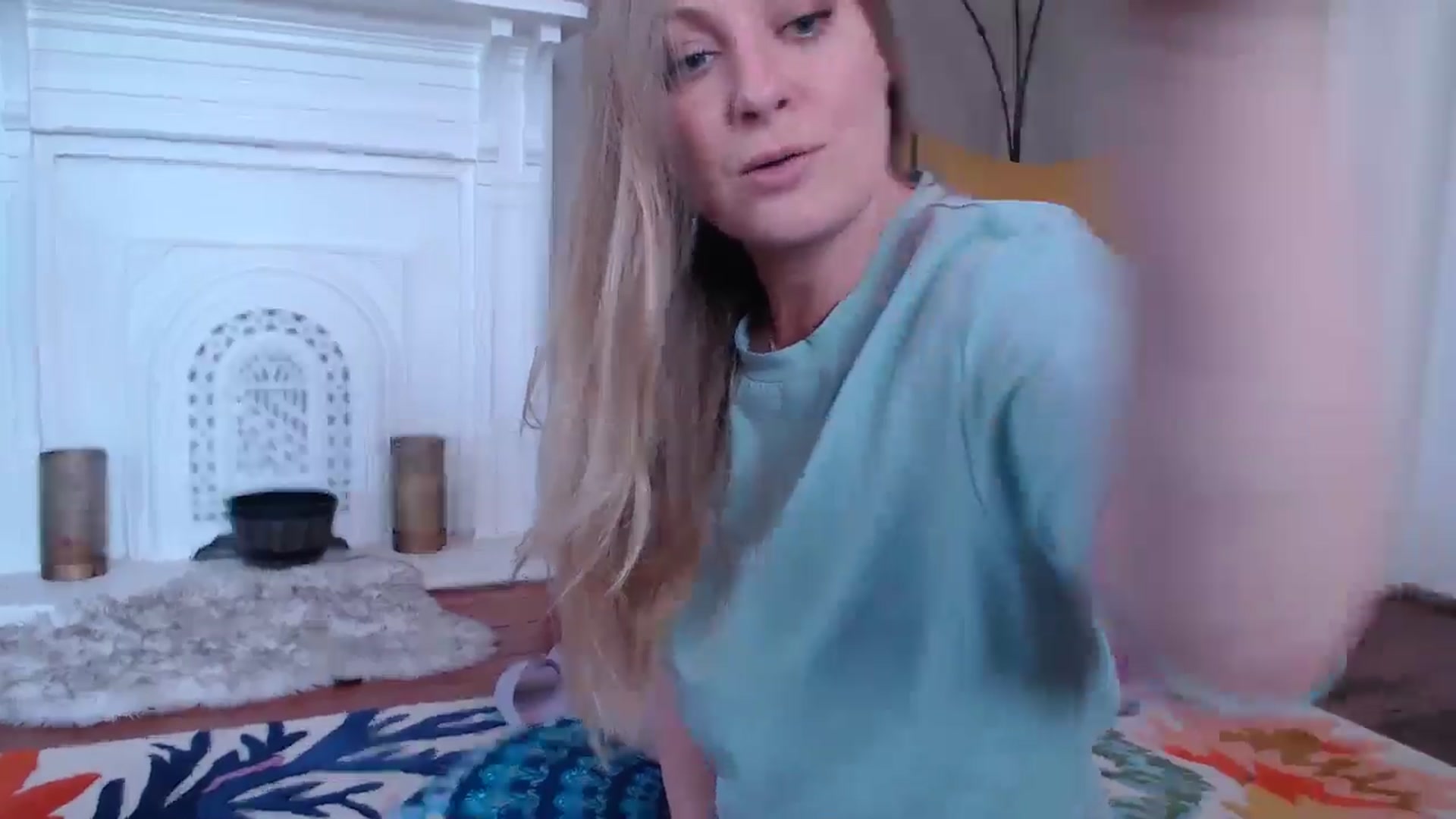 Gallery image thumbnail from VeronicaOMG's myfreecams stream on, 03/17/2025, 16:52 image 2 of 20