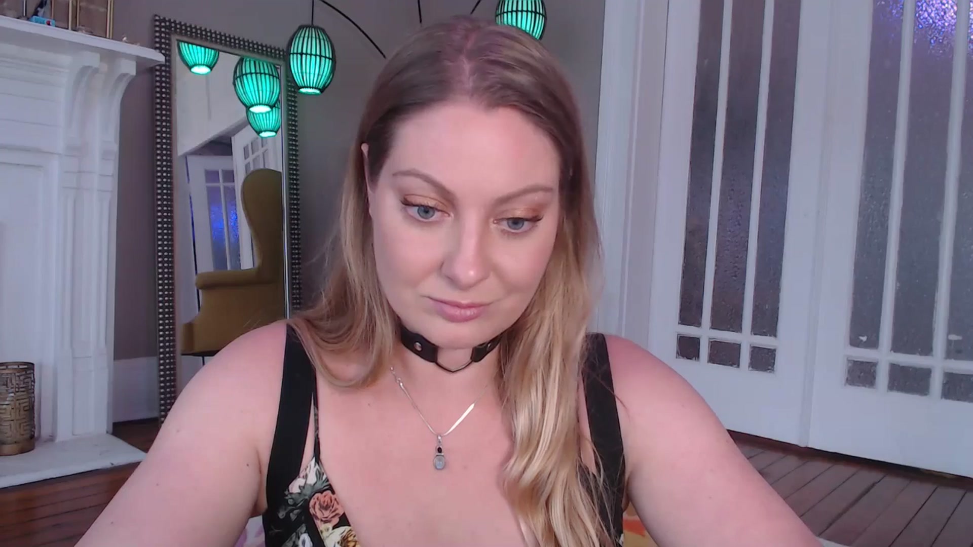 Gallery image thumbnail from VeronicaOMG's myfreecams stream on, 03/19/2025, 15:57 image 14 of 20