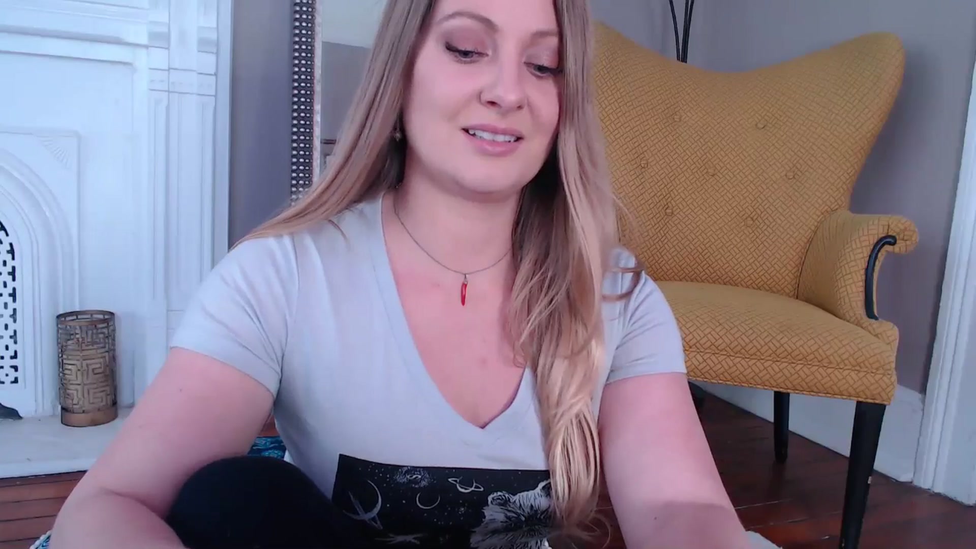 Gallery image thumbnail from VeronicaOMG's myfreecams stream on, 03/27/2025, 17:24 image 7 of 20