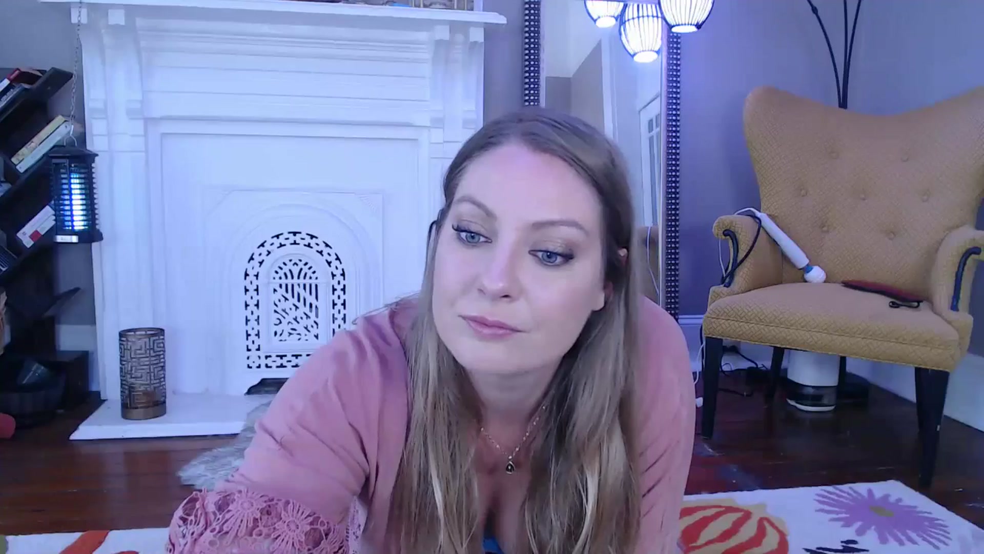 Gallery image thumbnail from VeronicaOMG's myfreecams stream on, 04/26/2025, 15:23 image 4 of 20