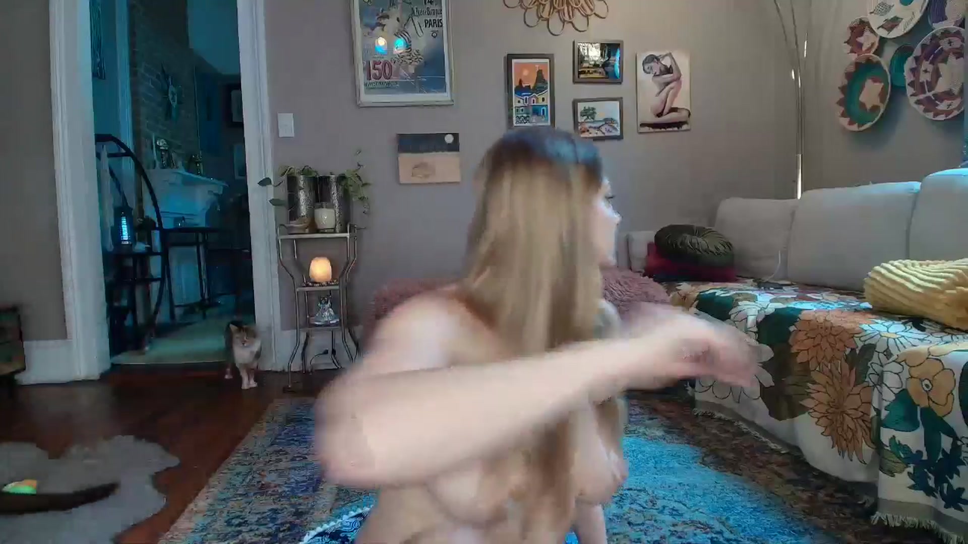 Gallery image thumbnail from VeronicaOMG's myfreecams stream on, 06/20/2025, 19:21 image 17 of 20