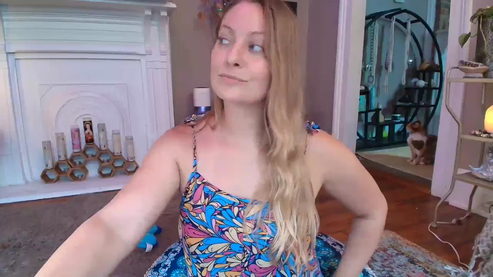 Gallery image thumbnail from VeronicaOMG's myfreecams stream on, 07/17/2025, 16:27 image 20 of 20