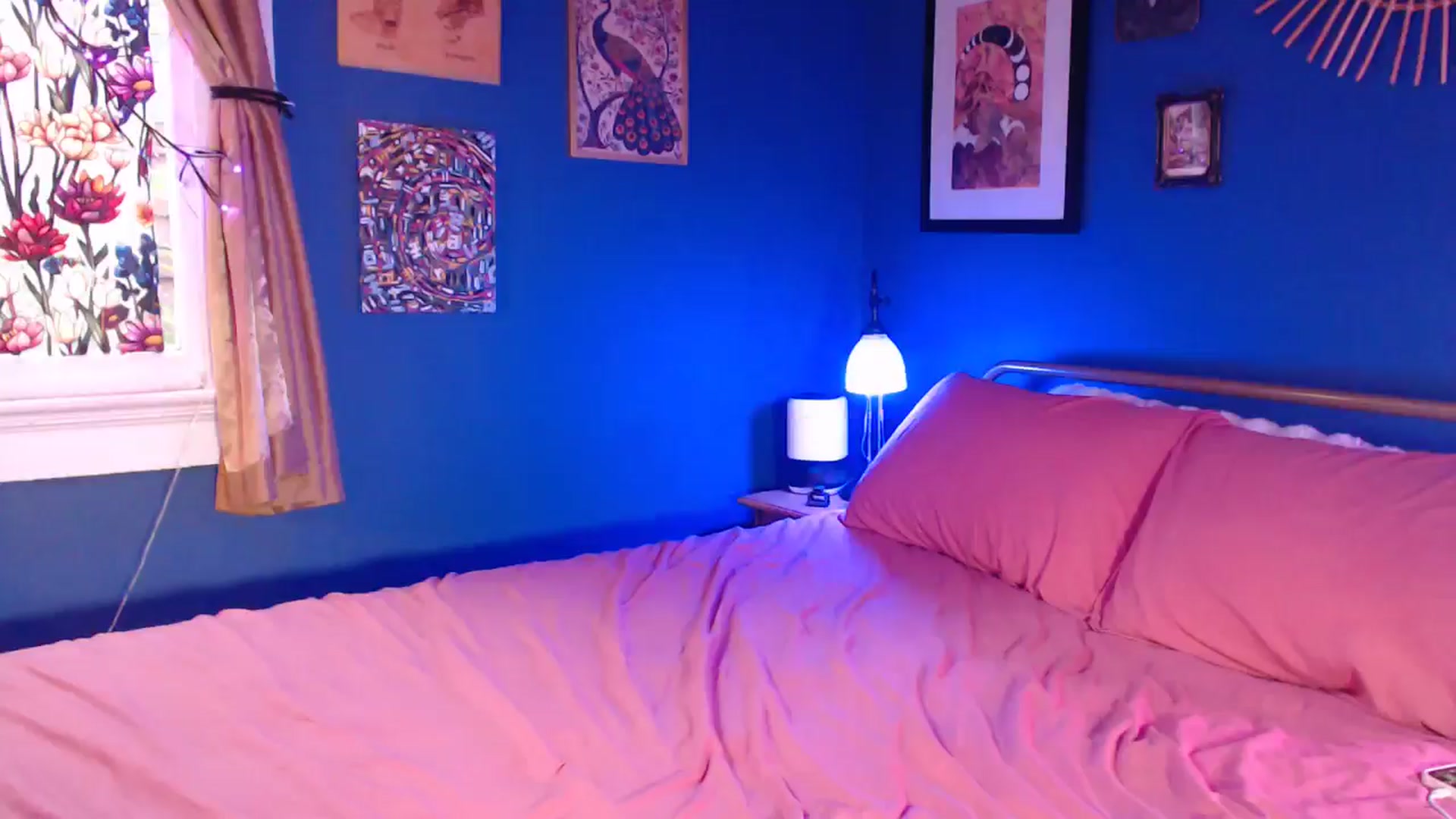 Gallery image thumbnail from VeronicaOMG's myfreecams stream on, 07/23/2025, 24:59 image 1 of 20