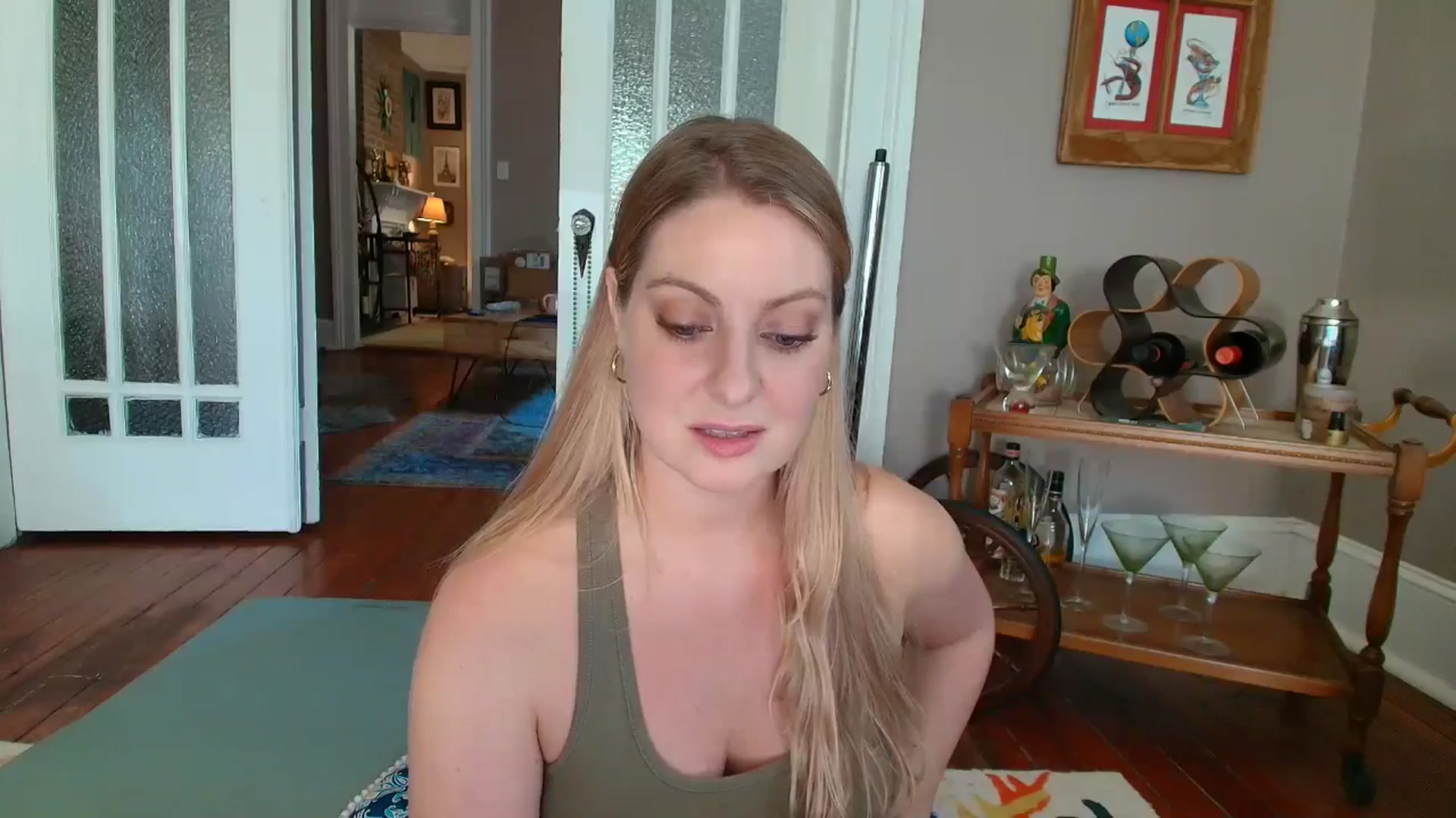 Gallery image thumbnail from VeronicaOMG's myfreecams stream on, 10/23/2025, 20:12 image 4 of 20