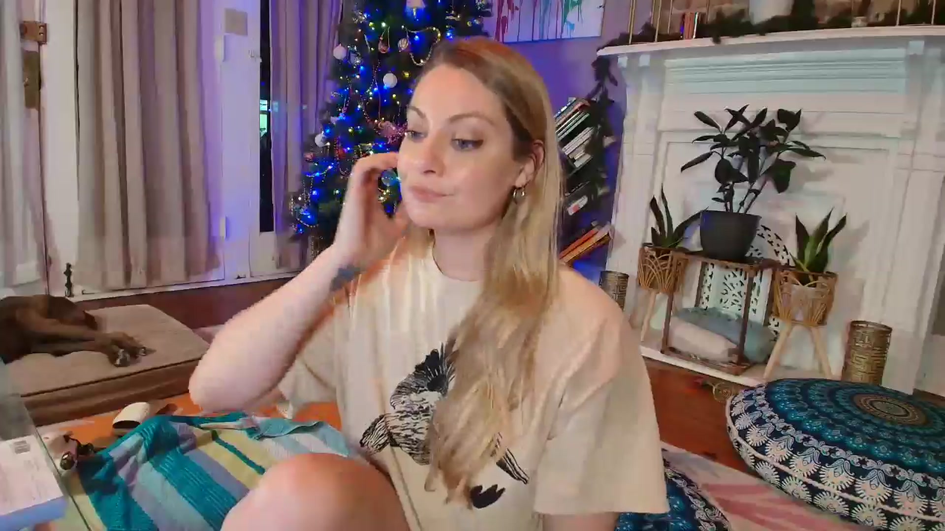 Gallery image thumbnail from VeronicaOMG's myfreecams stream on, 01/08/2026, 01:27 image 14 of 20