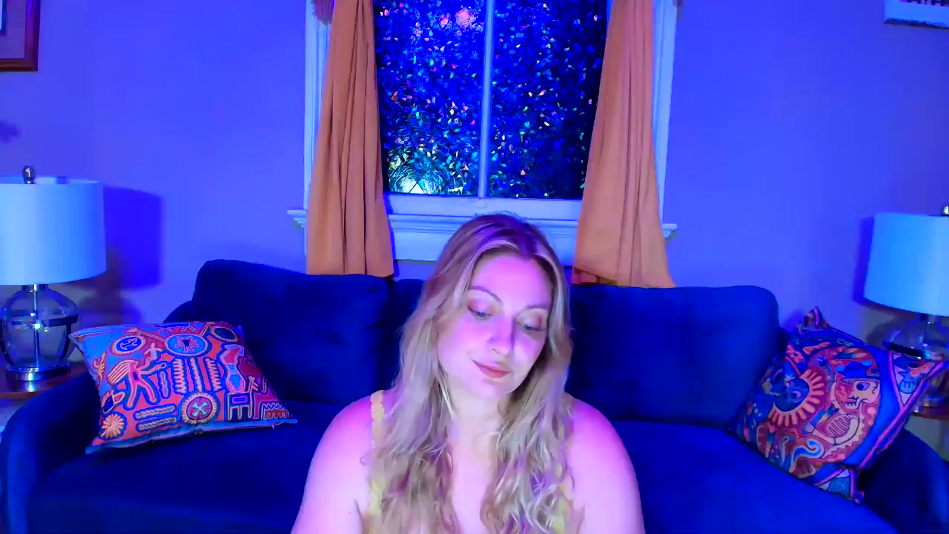 Gallery image thumbnail from VeronicaOMG's myfreecams stream on, 02/20/2026, 03:46 image 1 of 20