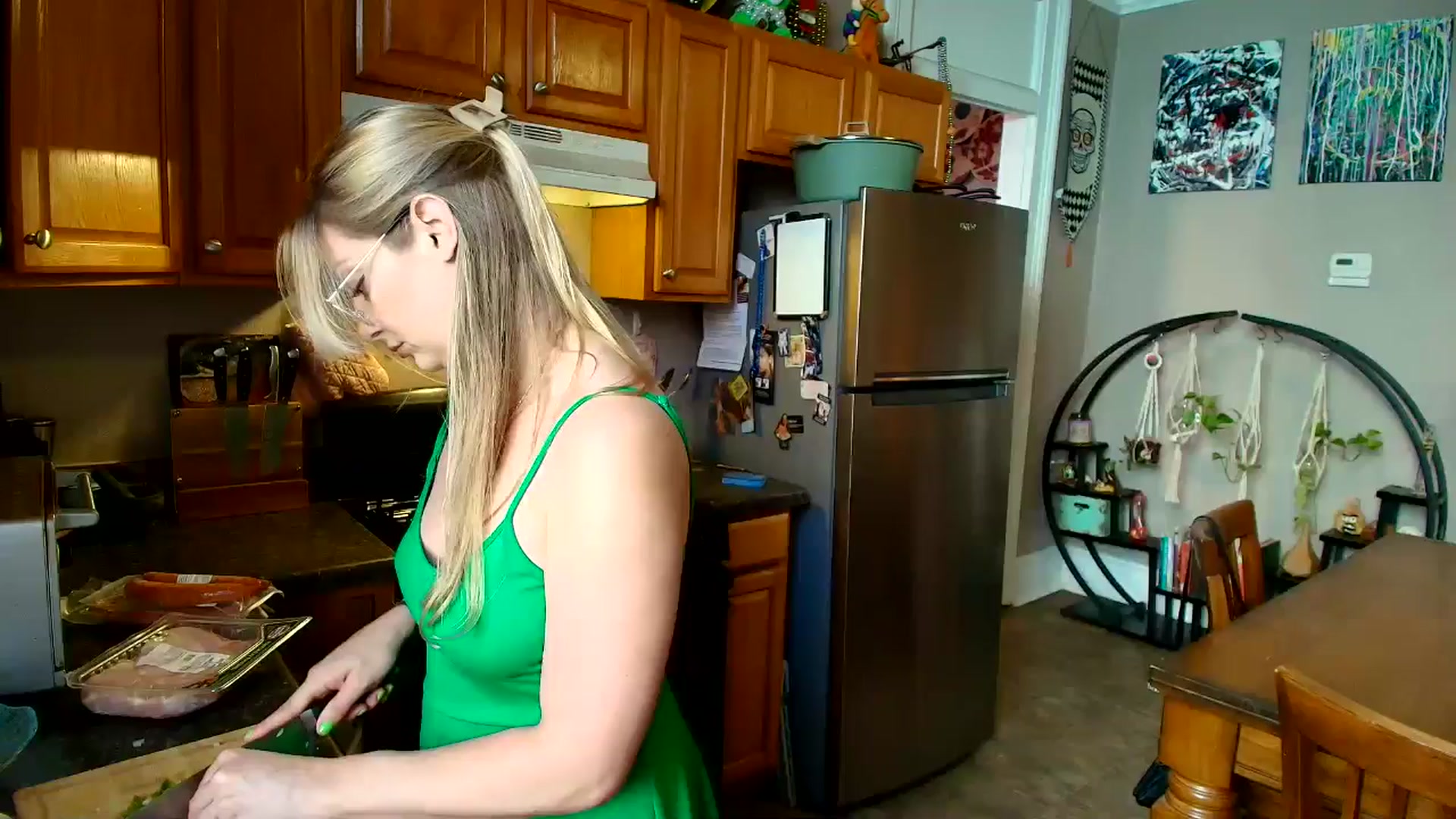 Gallery image thumbnail from VeronicaOMG's myfreecams stream on, 03/14/2026, 15:35 image 7 of 20