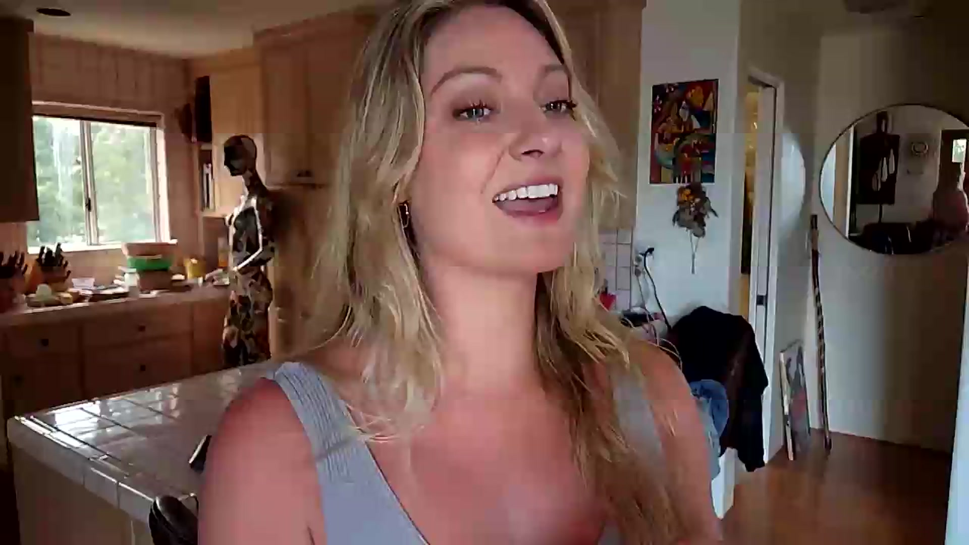 Gallery image thumbnail from VeronicaOMG's myfreecams stream on, 06/30/2026, 17:12 image 10 of 20