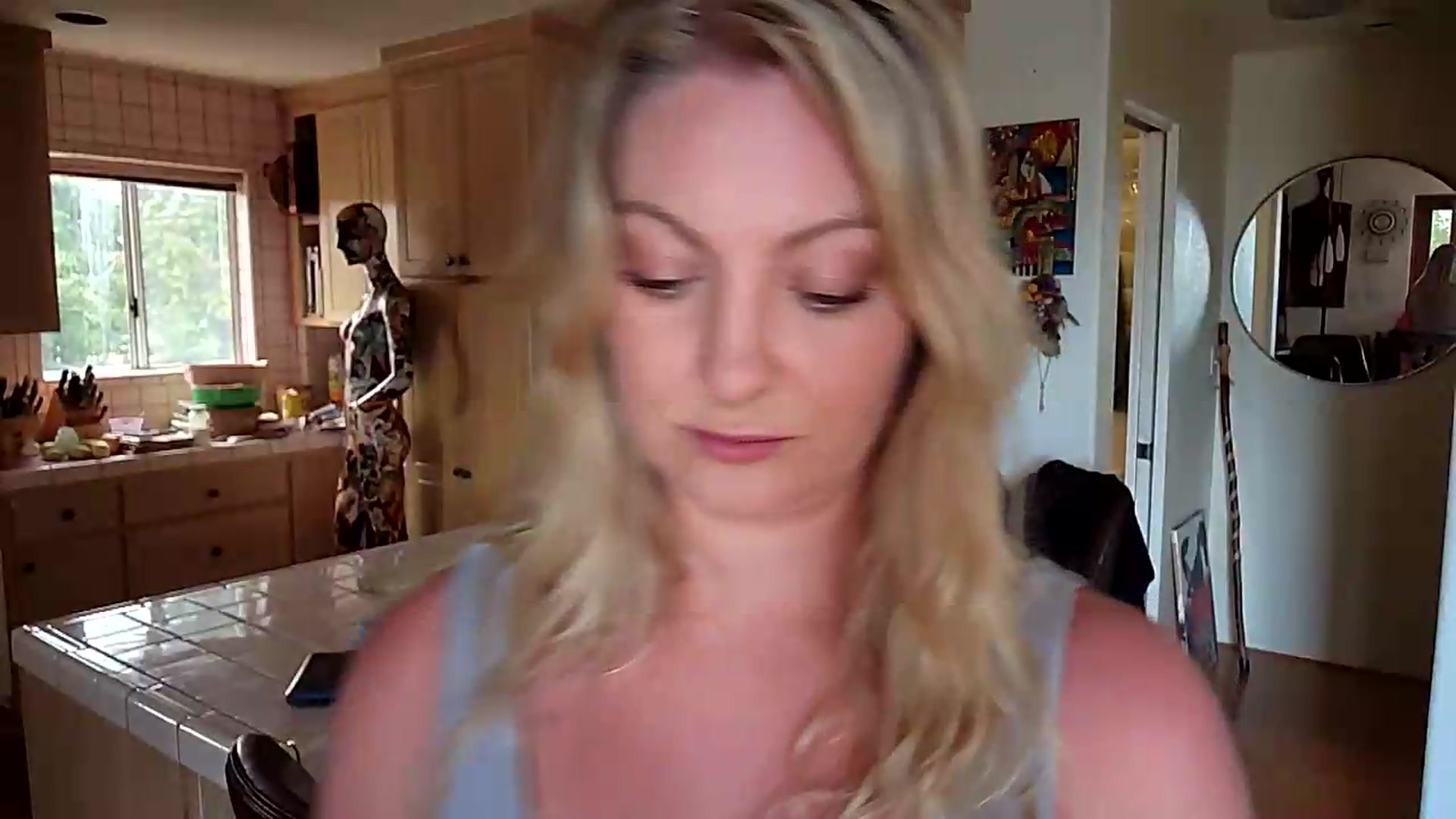 Gallery image thumbnail from VeronicaOMG's myfreecams stream on, 06/30/2026, 17:12 image 13 of 20