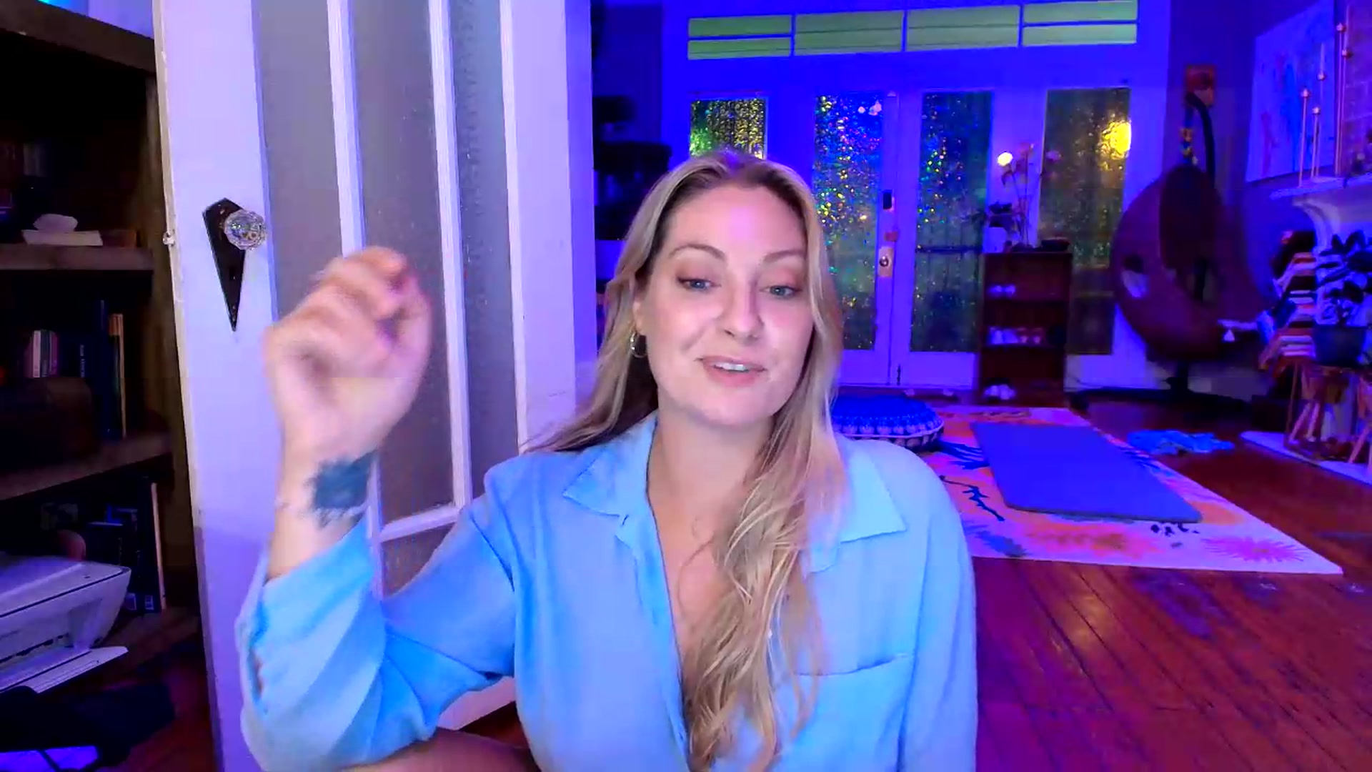 Gallery image thumbnail from VeronicaOMG's myfreecams stream on, 07/21/2026, 01:27 image 20 of 20