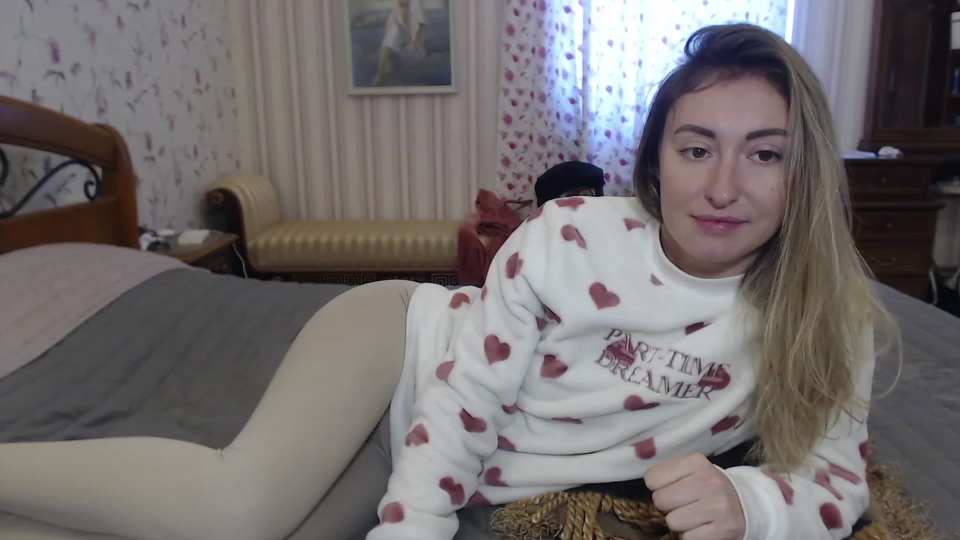 Gallery image thumbnail from Veronica_4u's myfreecams stream on, 12/06/2022, 12:09 image 7 of 20
